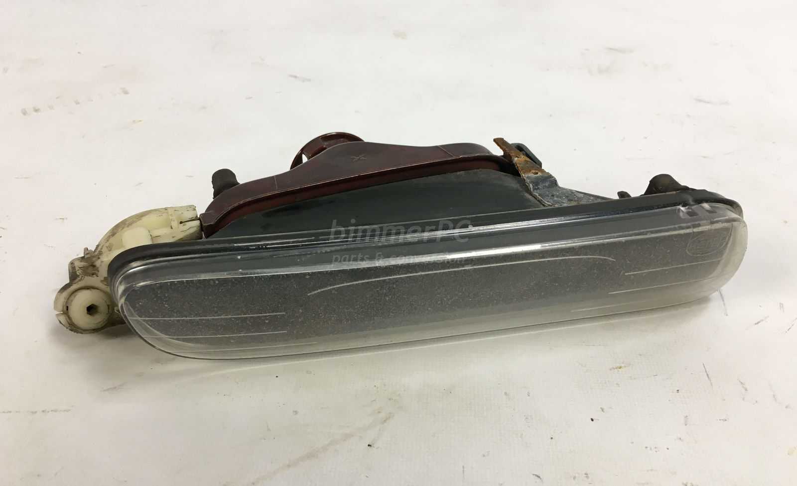 Picture of BMW 63178361952 Passengers Front Right Fog Light Lamp Non-M E46 Sedan Touring Wagon Early for sale