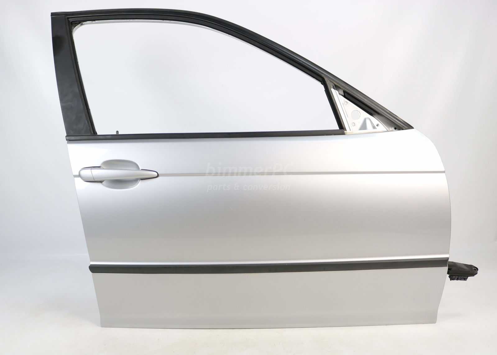 Picture of BMW 41517034152 Right Front Passengers Door E46 Sedan Touring Wagon for sale