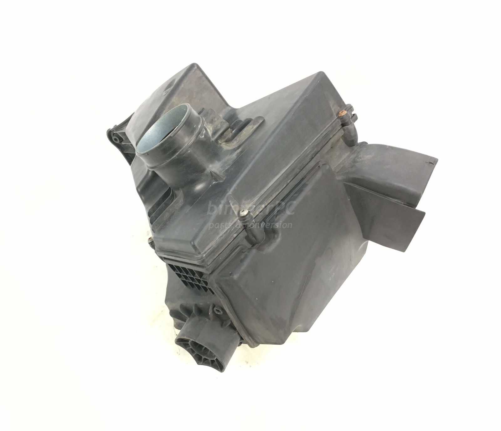 Picture of BMW 13717542018 Intake Air Box Filter Cleaner Housing N52 E90 E91 for sale