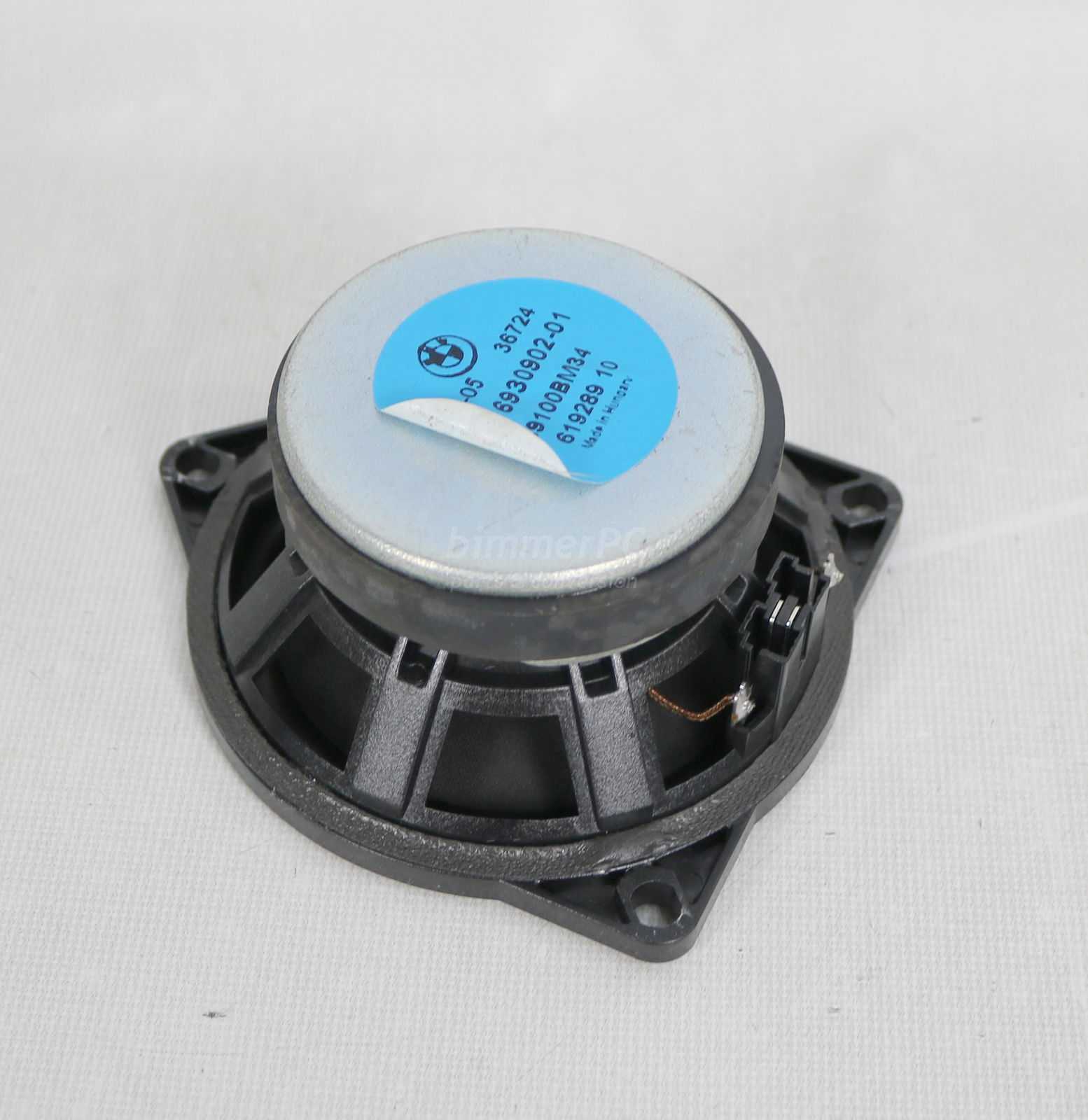 Picture of BMW 65136930902 Front Door Rear Deck Woofer Loud Speaker E60 E61 E82 E90 E65 Mini for sale