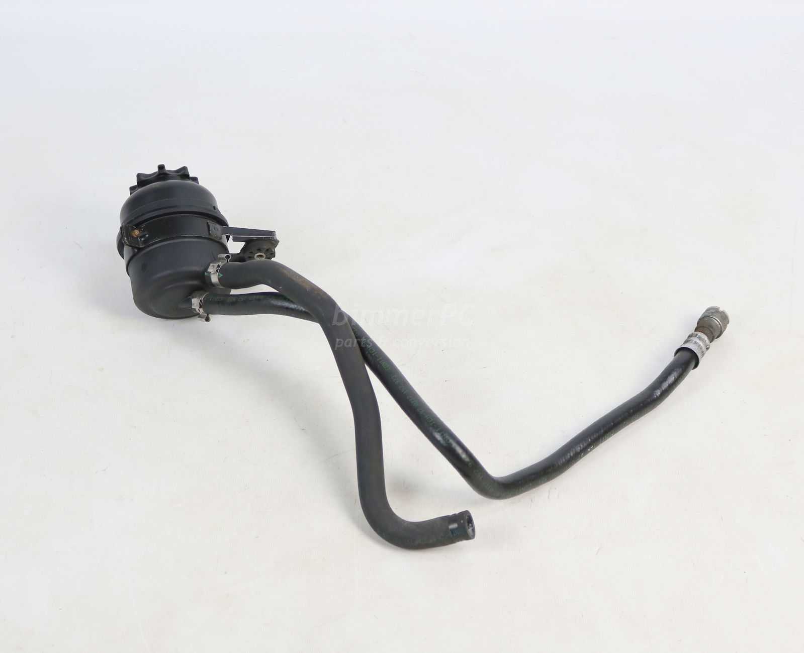 Picture of BMW 32416851218 Power Steering Fluid Reservoir E90 E91 E92 E93 E82 E88 for sale