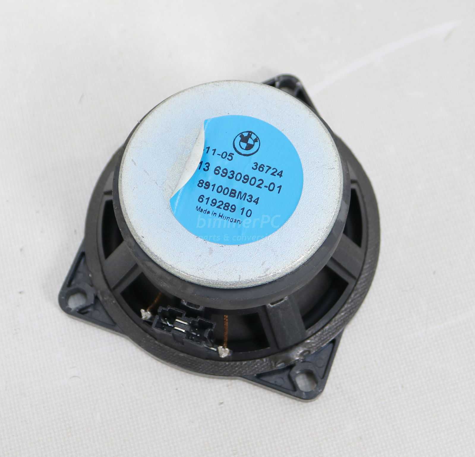 Picture of BMW 65136930902 Front Door Rear Deck Woofer Loud Speaker E60 E61 E82 E90 E65 Mini for sale