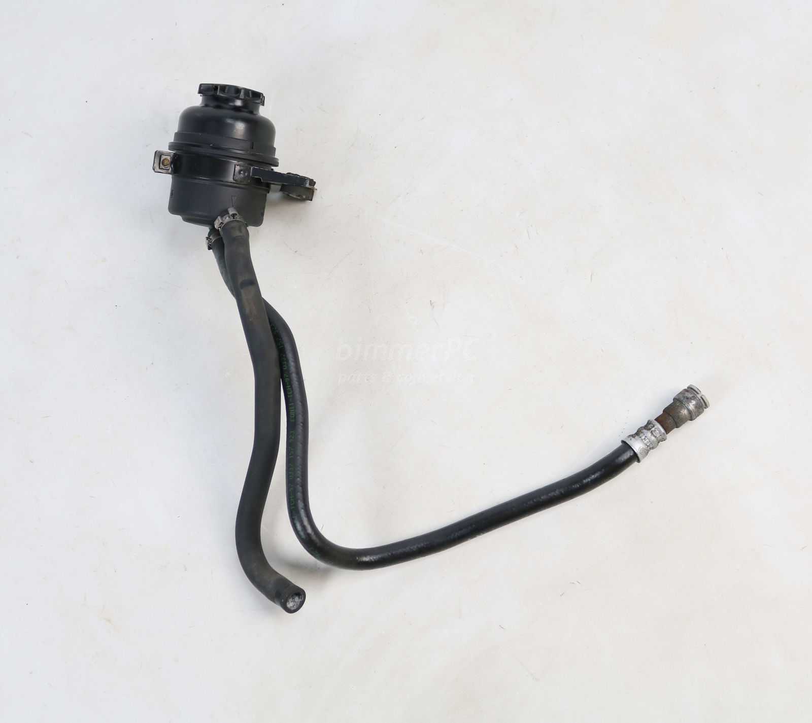 Picture of BMW 32416851218 Power Steering Fluid Reservoir E90 E91 E92 E93 E82 E88 for sale