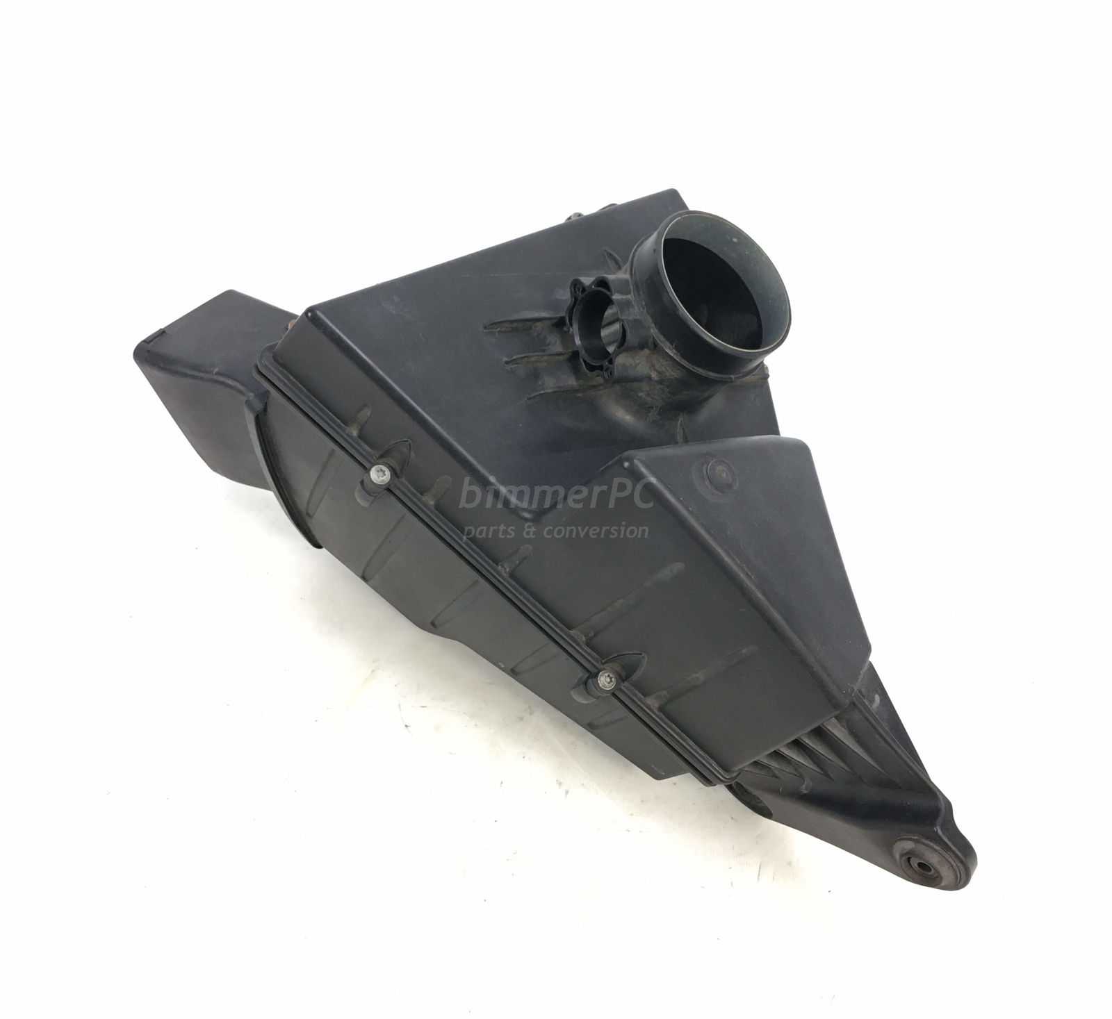 Picture of BMW 13717542018 Intake Air Box Filter Cleaner Housing N52 E90 E91 for sale