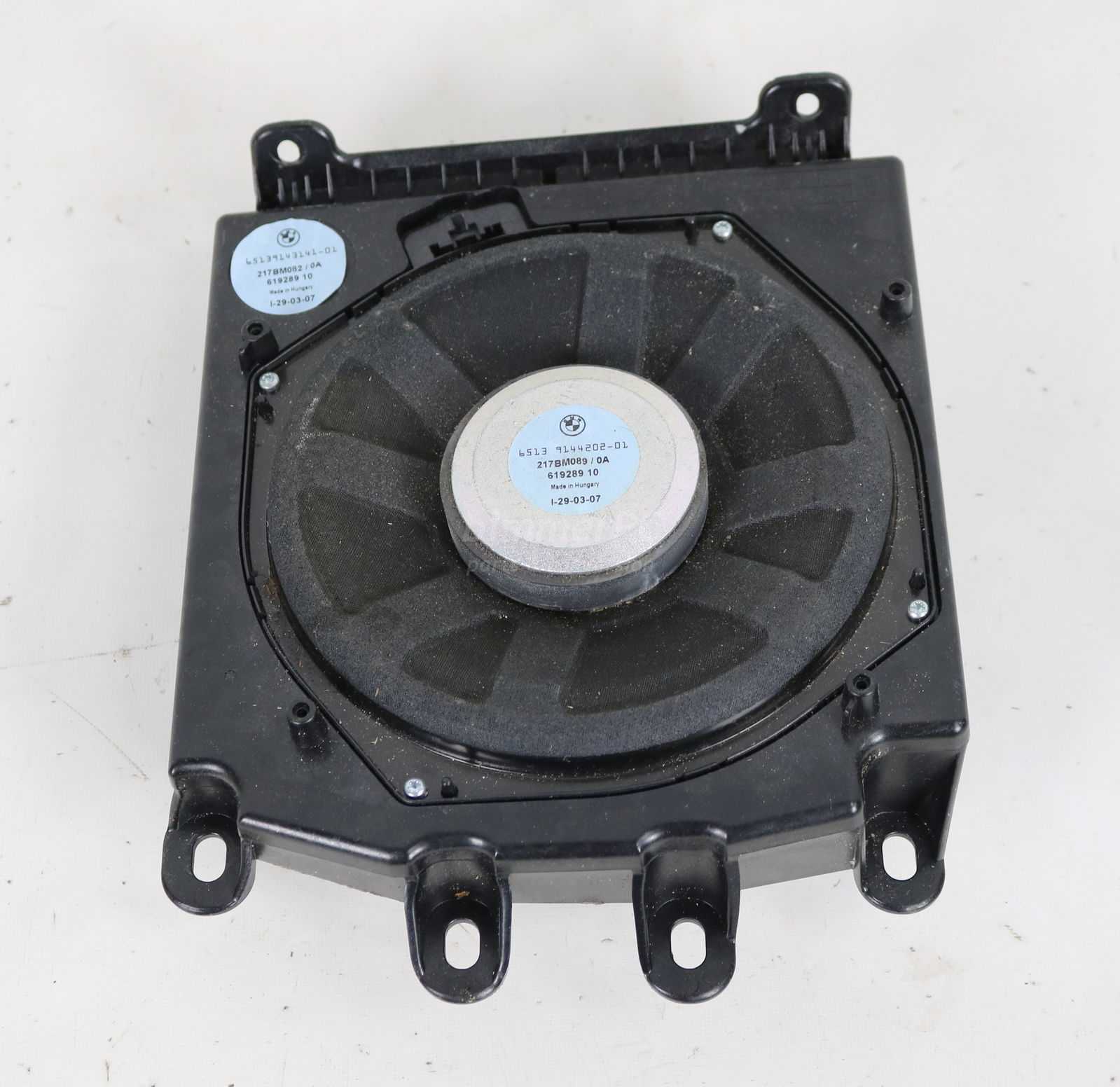 Picture of BMW 65139143141 Front Left Drivers Bass Audio Woofer Loud Underseat Speaker E60 E61 E63 for sale