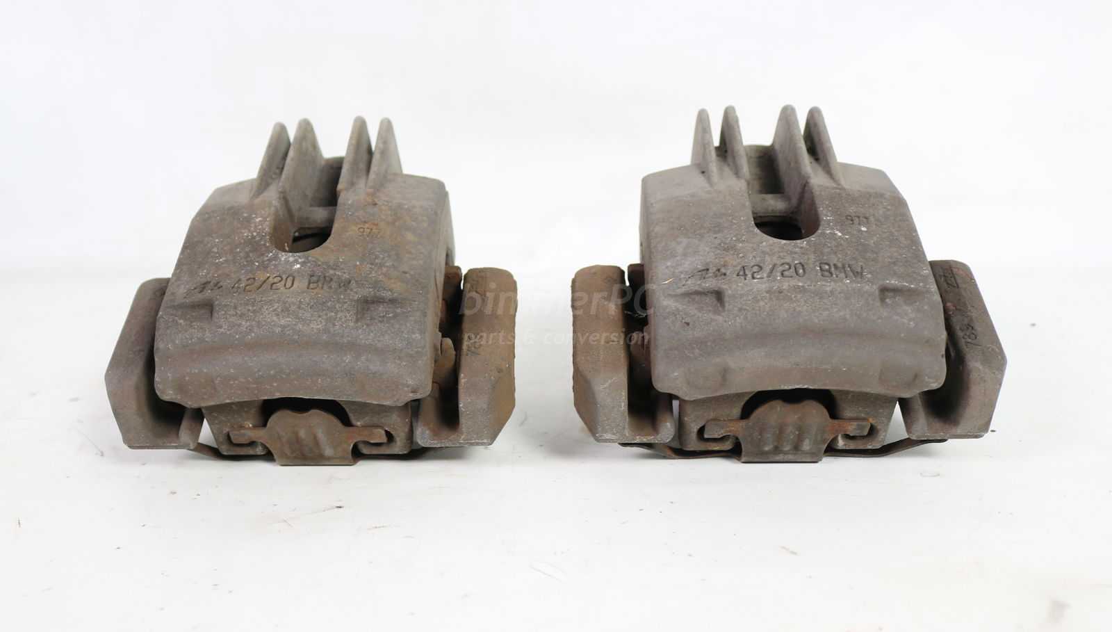 Picture of BMW  Rear Brakes Calipers Left Right Set Kit 6-Cylinder E60 E61 for sale