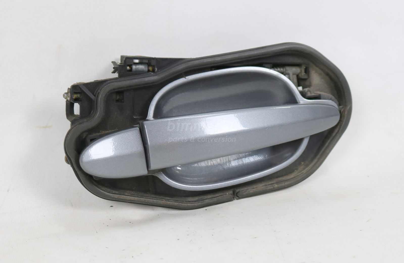 Picture of BMW 51217199556 Front Right Door Handle Exterior Outside Pull w Mounting Frame E60 E61 for sale