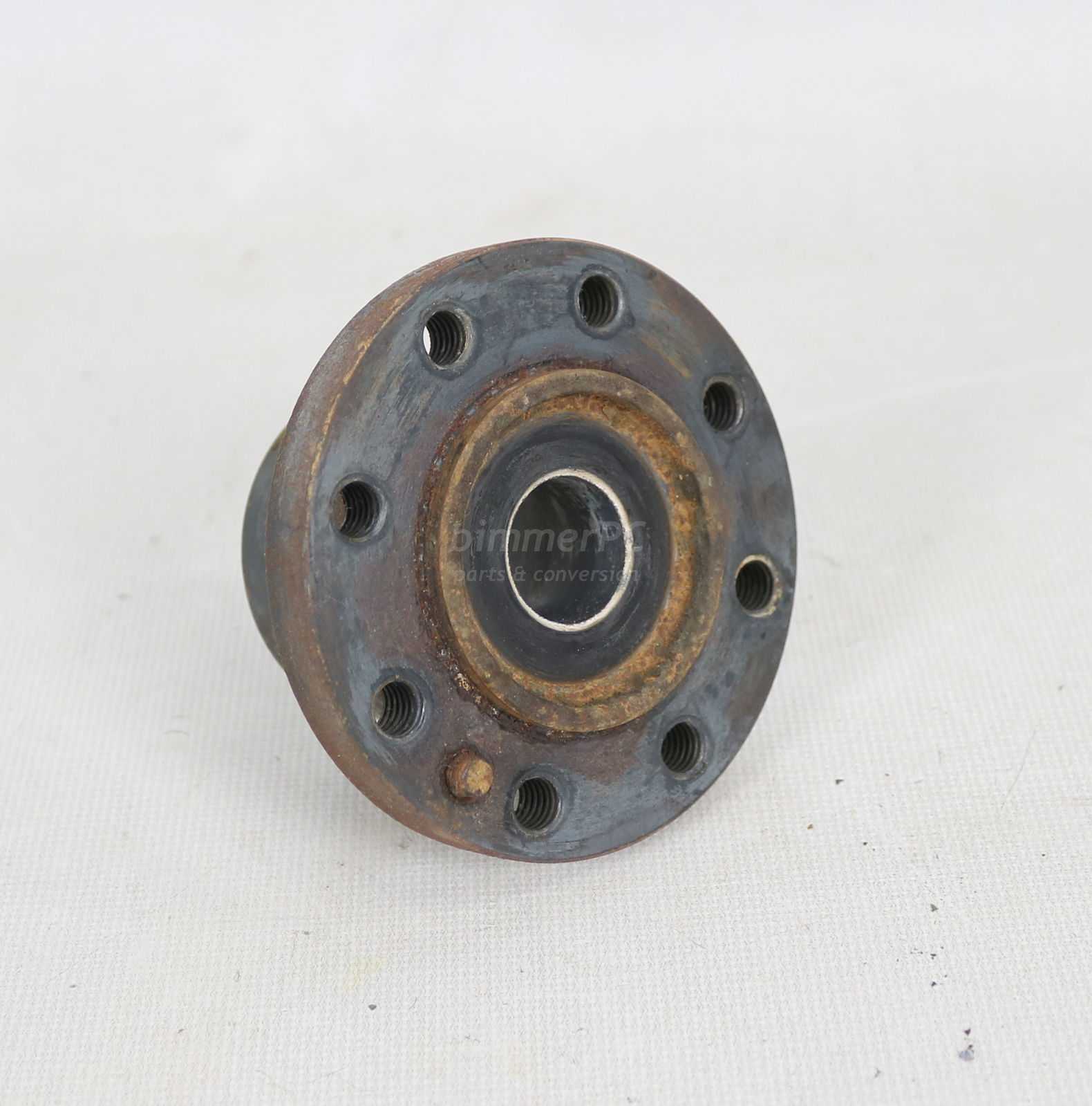 Picture of BMW 11231736532 Crankshaft Hub V8 M60 M62 M62tu E31 E32 E34 E38 E39 E53 for sale