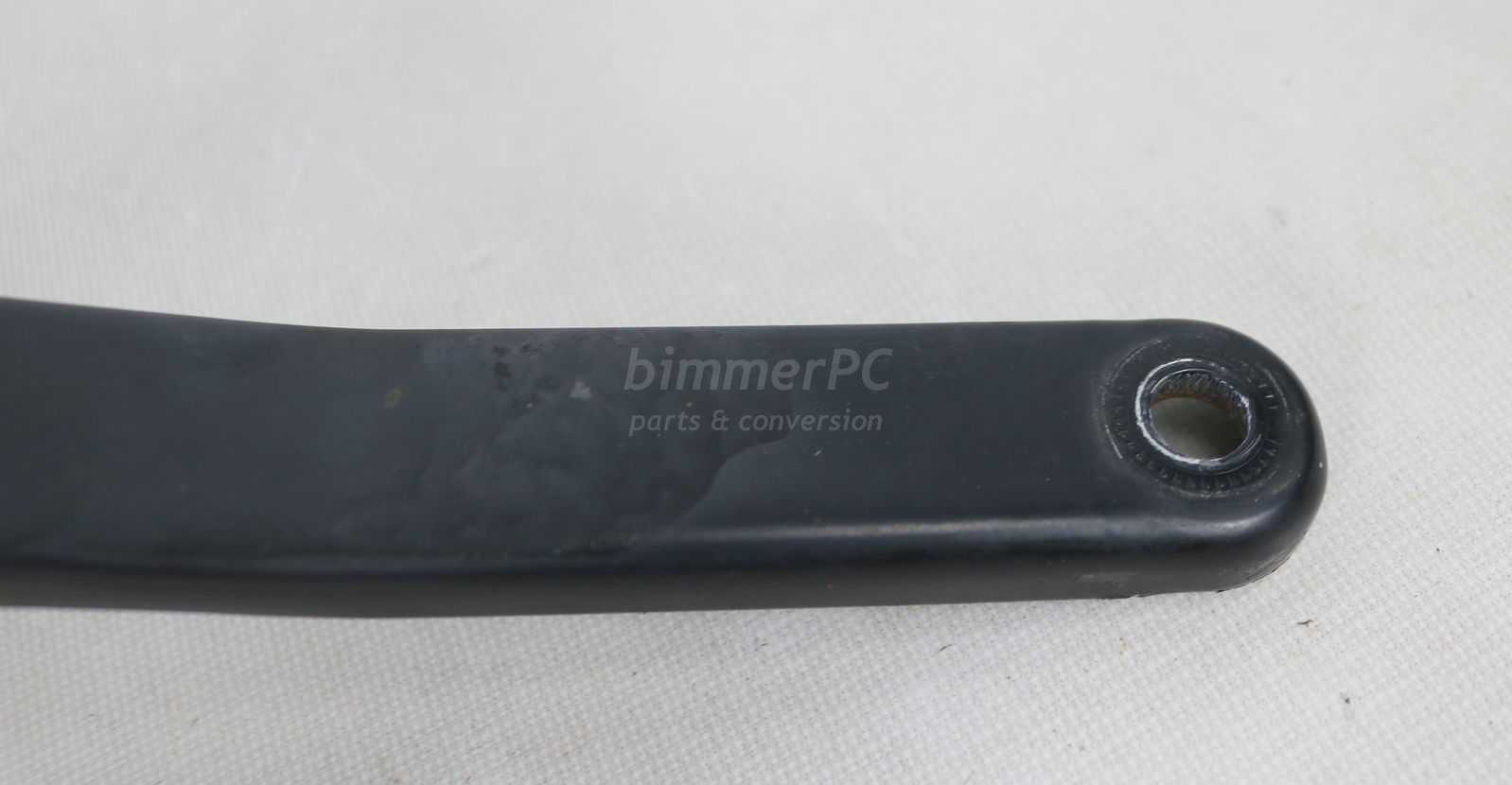 Picture of BMW 61617132216 Drivers Left Windshield Wiper Arm E53 for sale