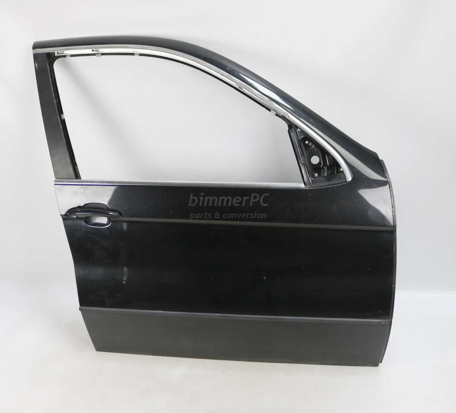 Picture of BMW 41518256824 Right Front Passengers Door Shell E53 for sale