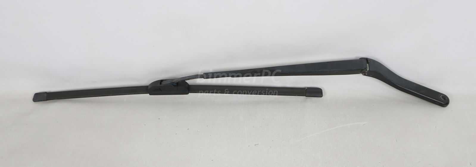 Picture of BMW 61617132216 Drivers Left Windshield Wiper Arm E53 for sale