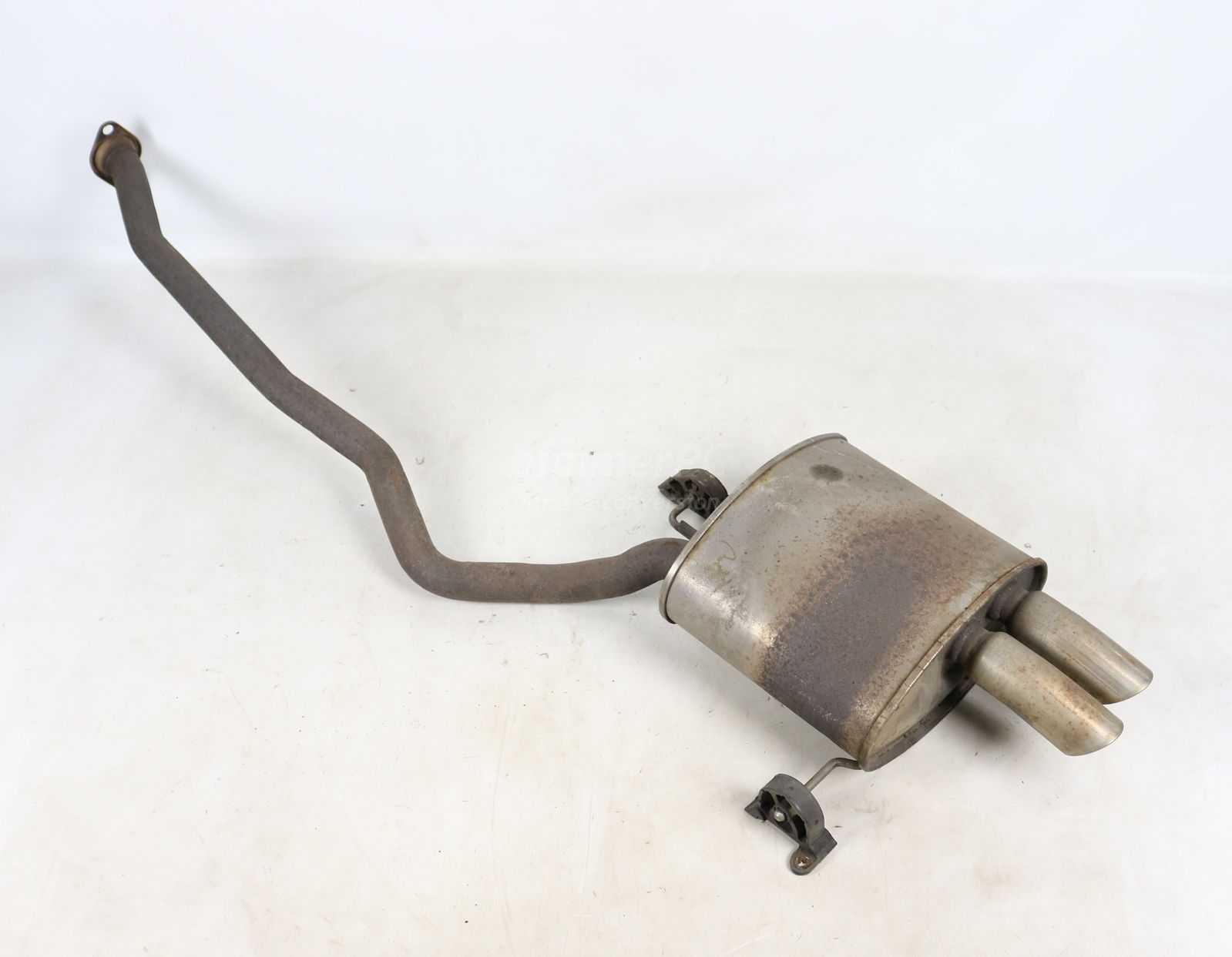 Picture of BMW 18101440264 Right Exhaust Muffler M62tu V8 E53 for sale