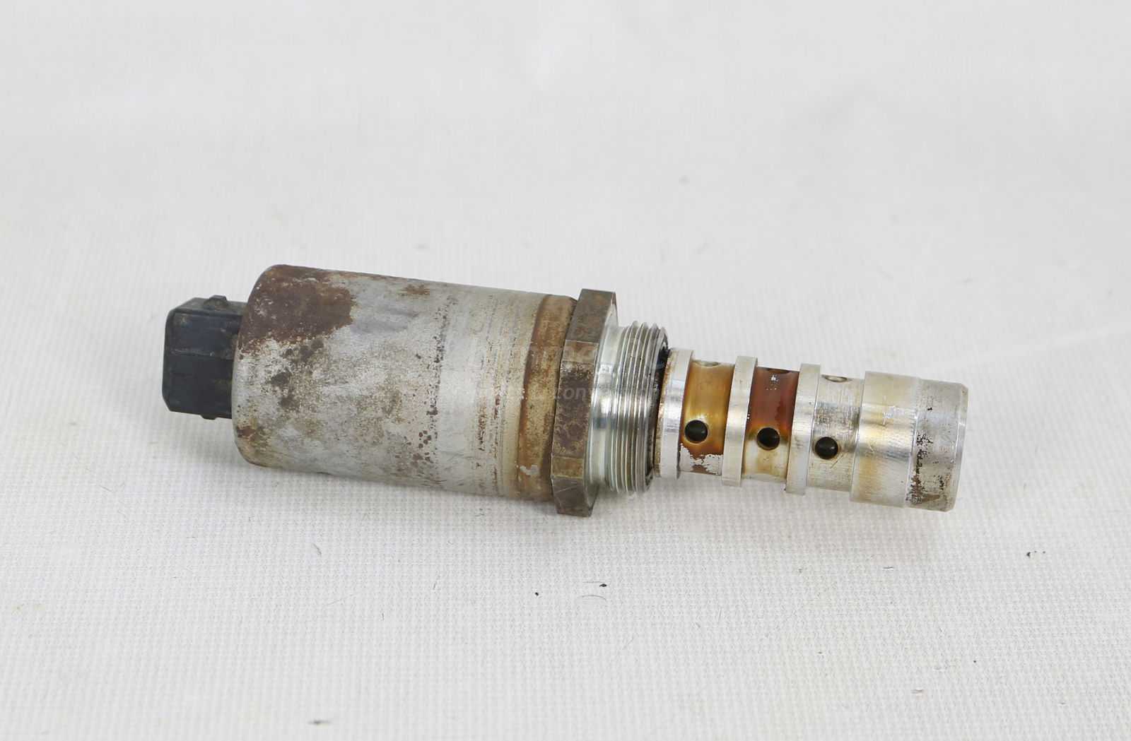 Picture of BMW 11367524489 Vanos Timing Solenoid M62tu V8 E38 E39 E52 E53 for sale