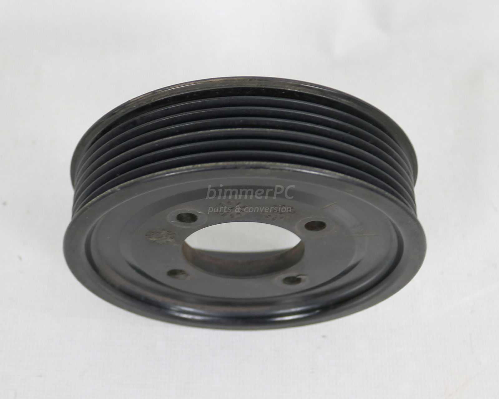 Picture of BMW 11511742045 Engine Water Pump Pulley M62tu M62 E38 E39 E31 E53 for sale