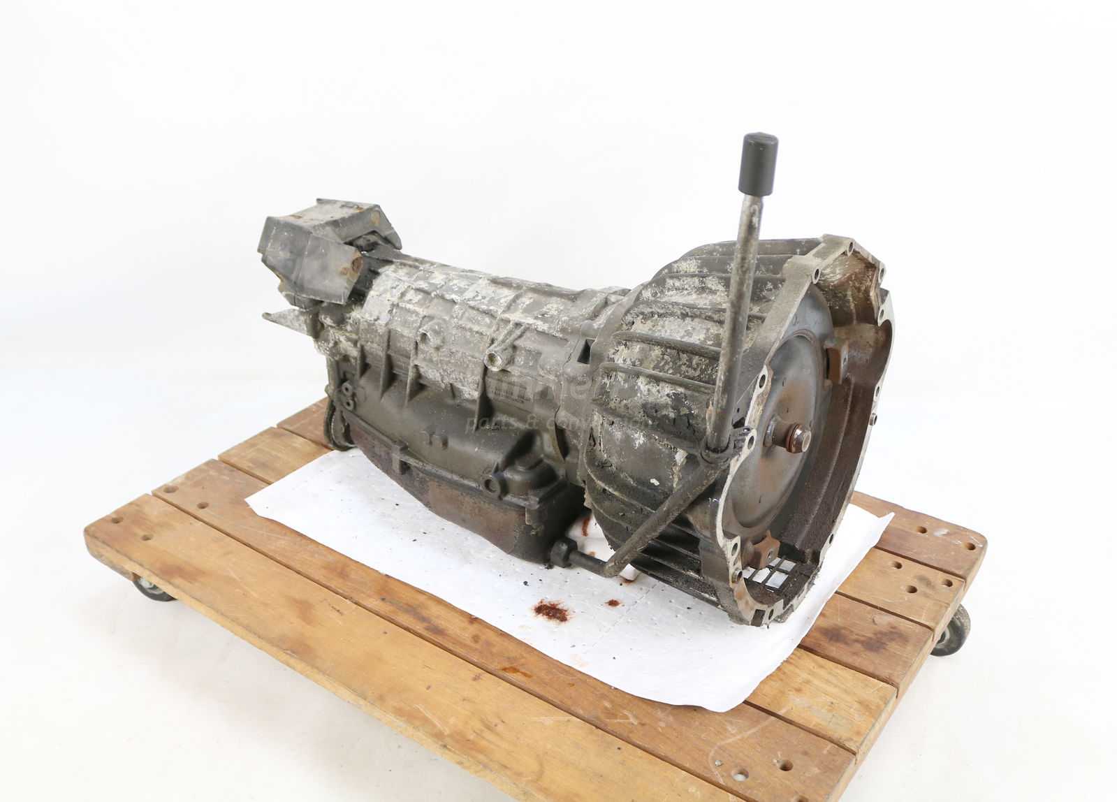 Picture of BMW 24001218172 Automatic Transmission 4 Speed ZF 4hp-24 Code FW V12 M70 E32 750iL Early for sale