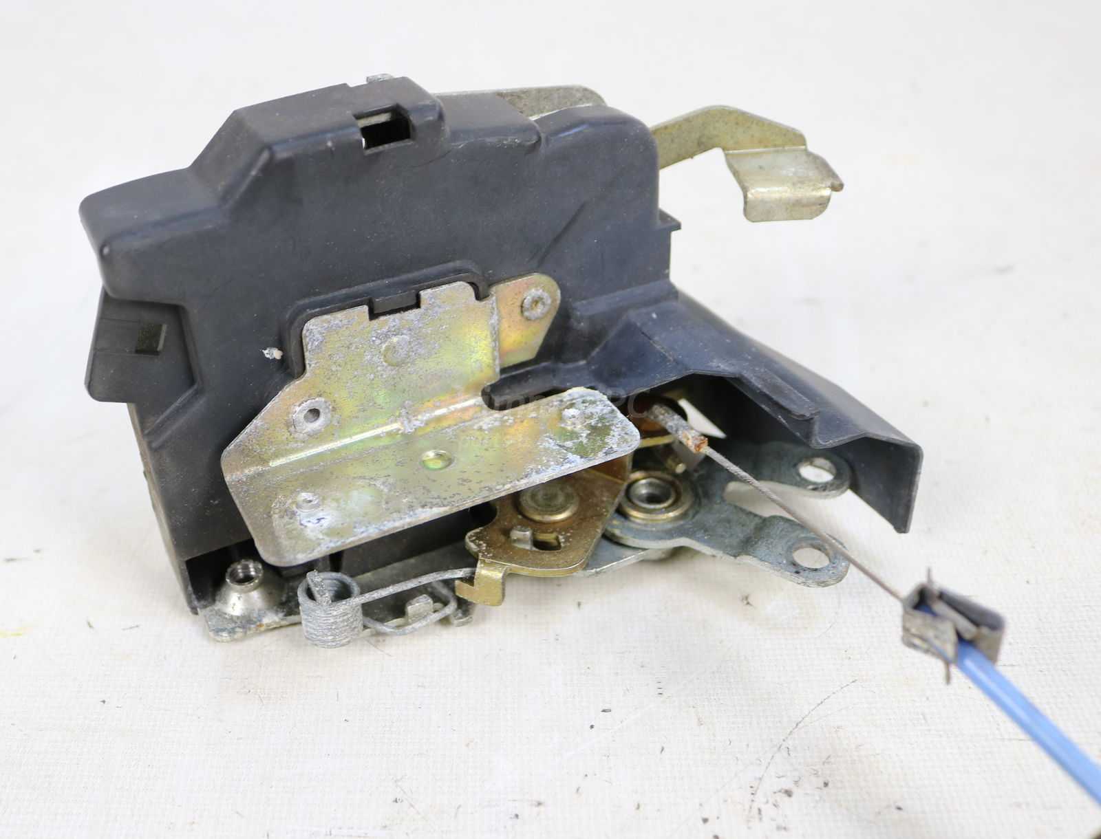 Picture of BMW 51228105784 Right Rear Passengers Door Latch Lock E32 Late for sale