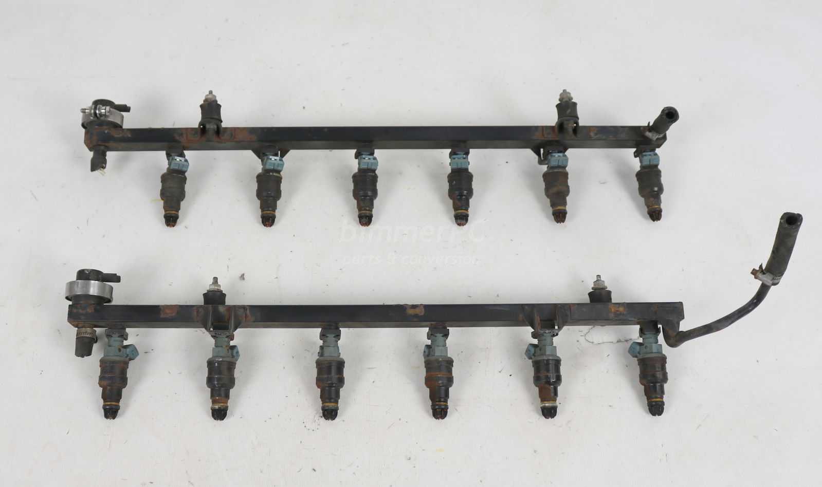 Picture of BMW 3531729587 Engine Fuel Rails w Injectors Left Right Set M70 V12 E32 E31 Early for sale