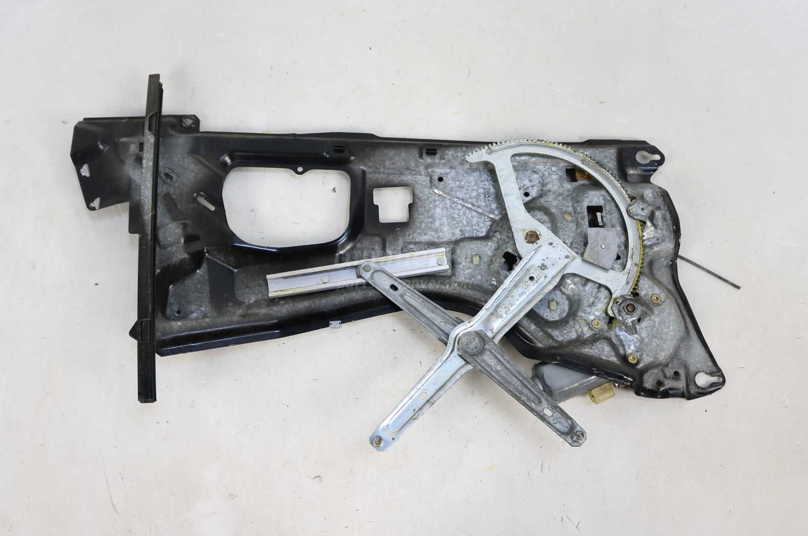 Picture of BMW 51341908692 Right Rear Door Window Regulator w Motor Gearbox E32 Long Wheelbase for sale