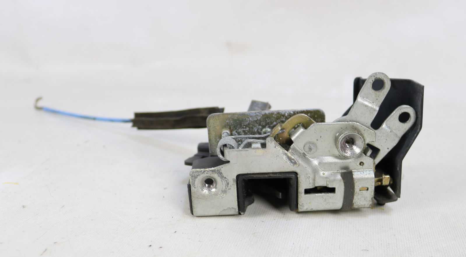 Picture of BMW 51228105784 Right Rear Passengers Door Latch Lock E32 Late for sale