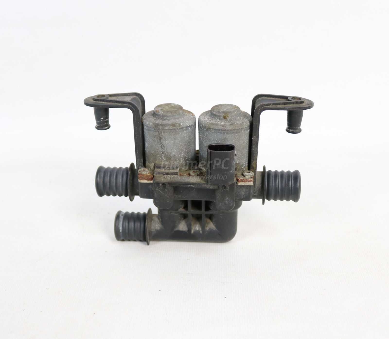 Picture of BMW 64116906652 Heater Water Valves E60 E61 E63 E64 E39 E53 E65 E66 for sale