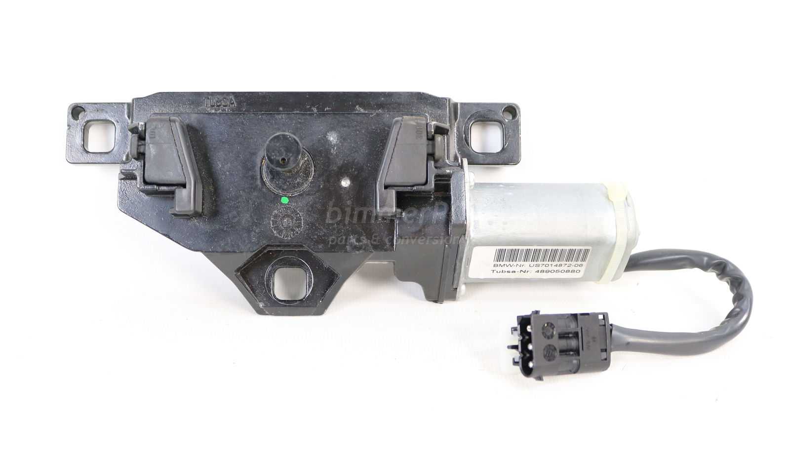 Picture of BMW 67107014872 Power Trunk Lock Actuator Latch Drive E65 E66 for sale