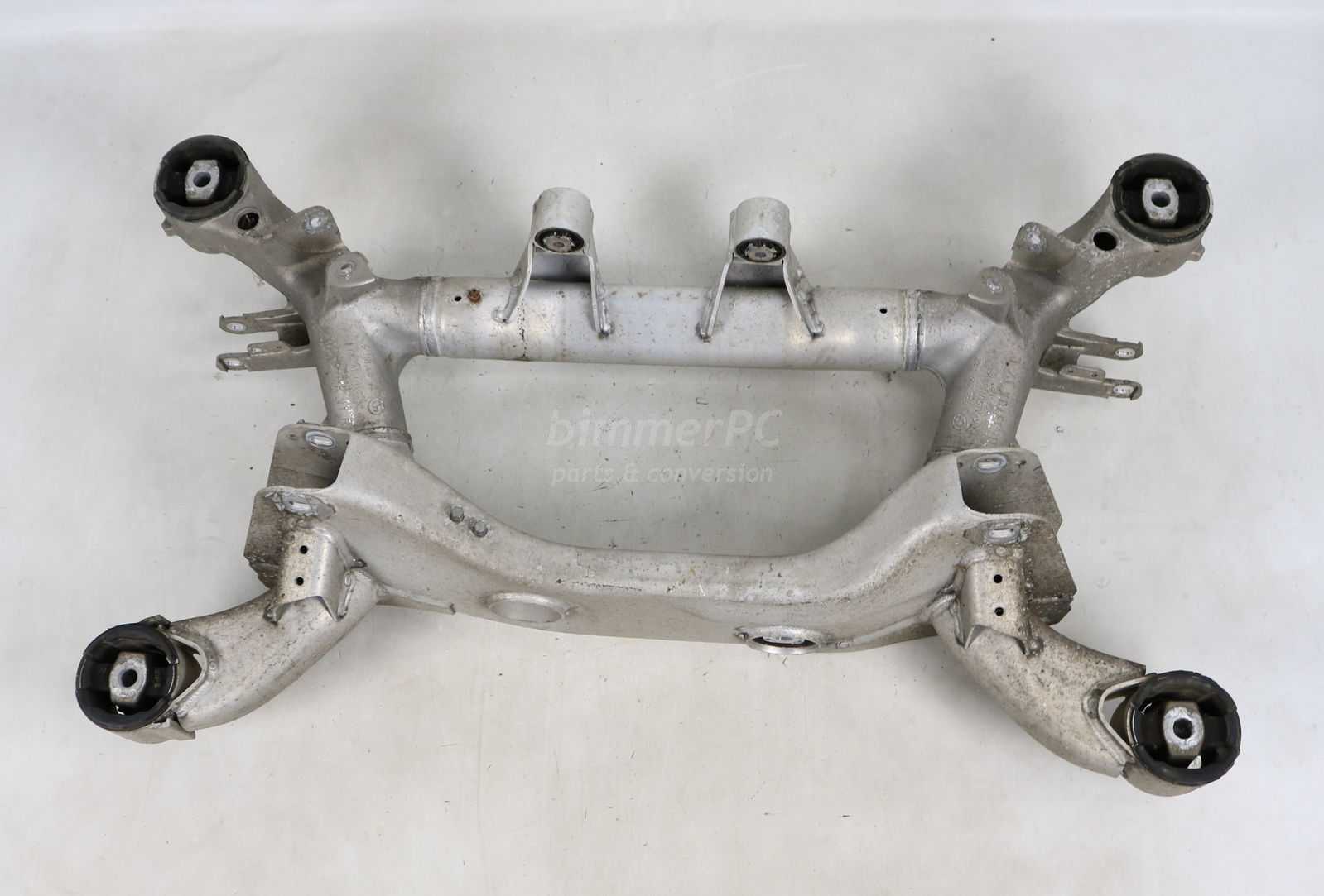 Picture of BMW 33316779789 Rear Subframe Axle Carrier Aluminum K Member E65 E66 for sale