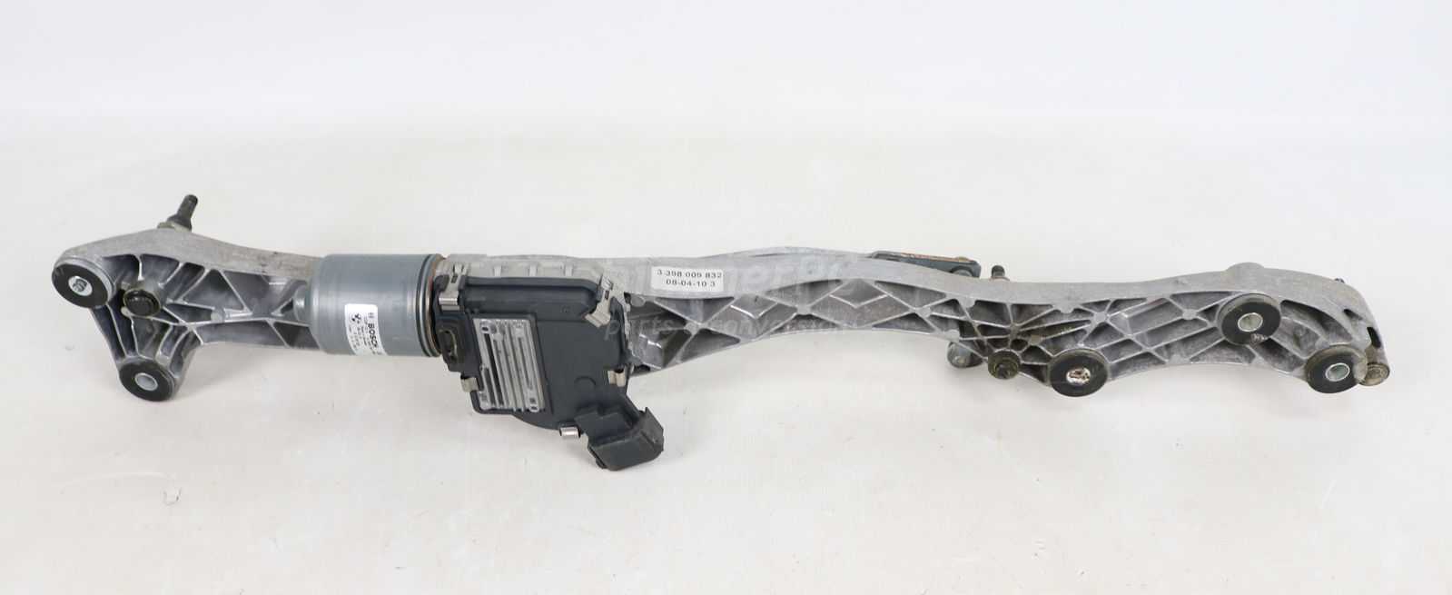 Picture of BMW 61617174969 Windshield Wipers Linkage Gearbox w Drive Motor E65 E66 RR for sale