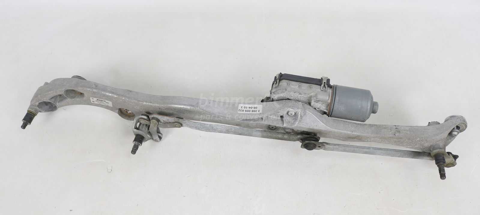 Picture of BMW 61617174969 Windshield Wipers Linkage Gearbox w Drive Motor E65 E66 RR for sale