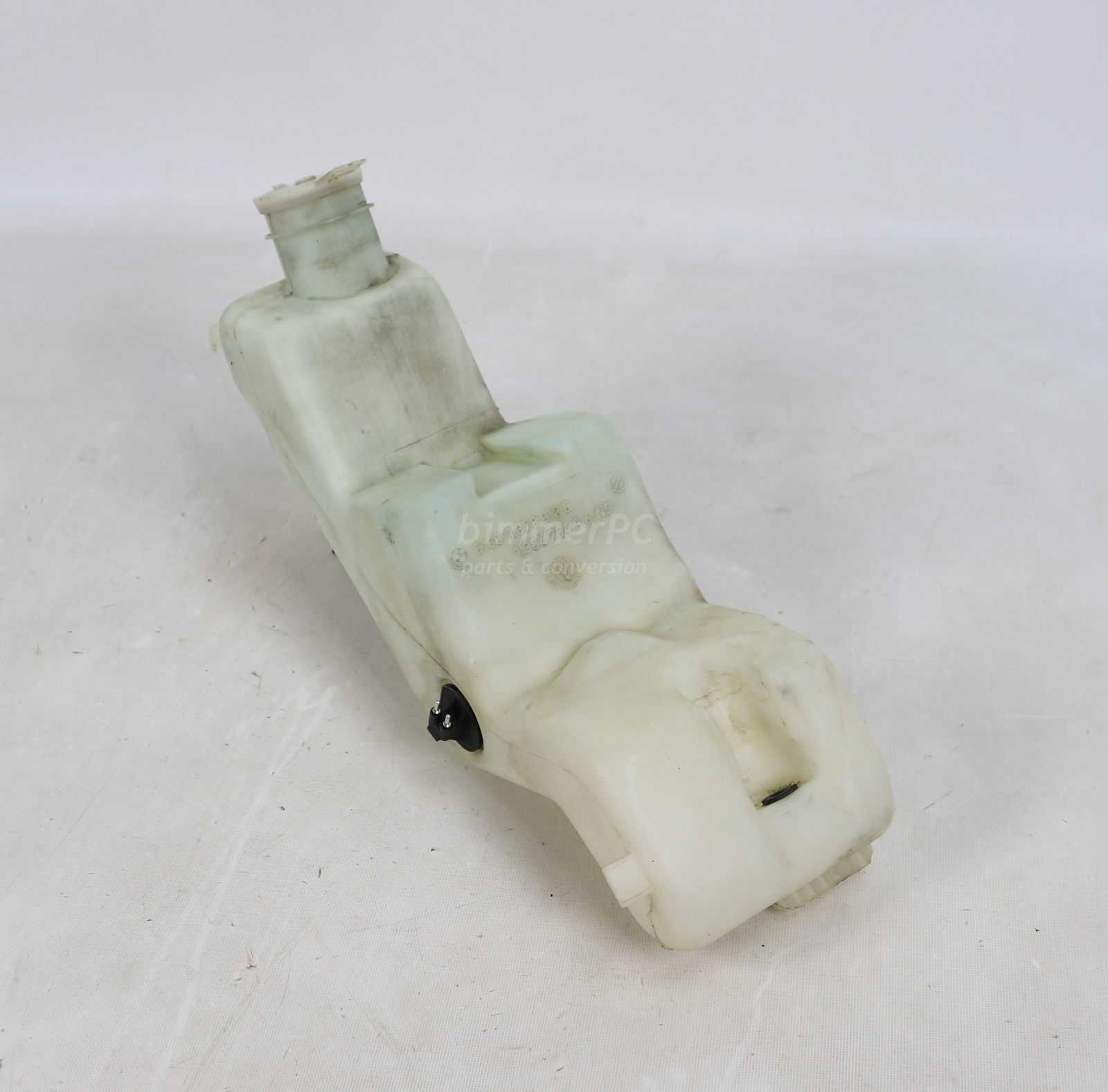 Picture of BMW 61661378612 Windshield Washer Fluid Reservoir Tank E34 M5 525i 535i E32 735iL 735i for sale