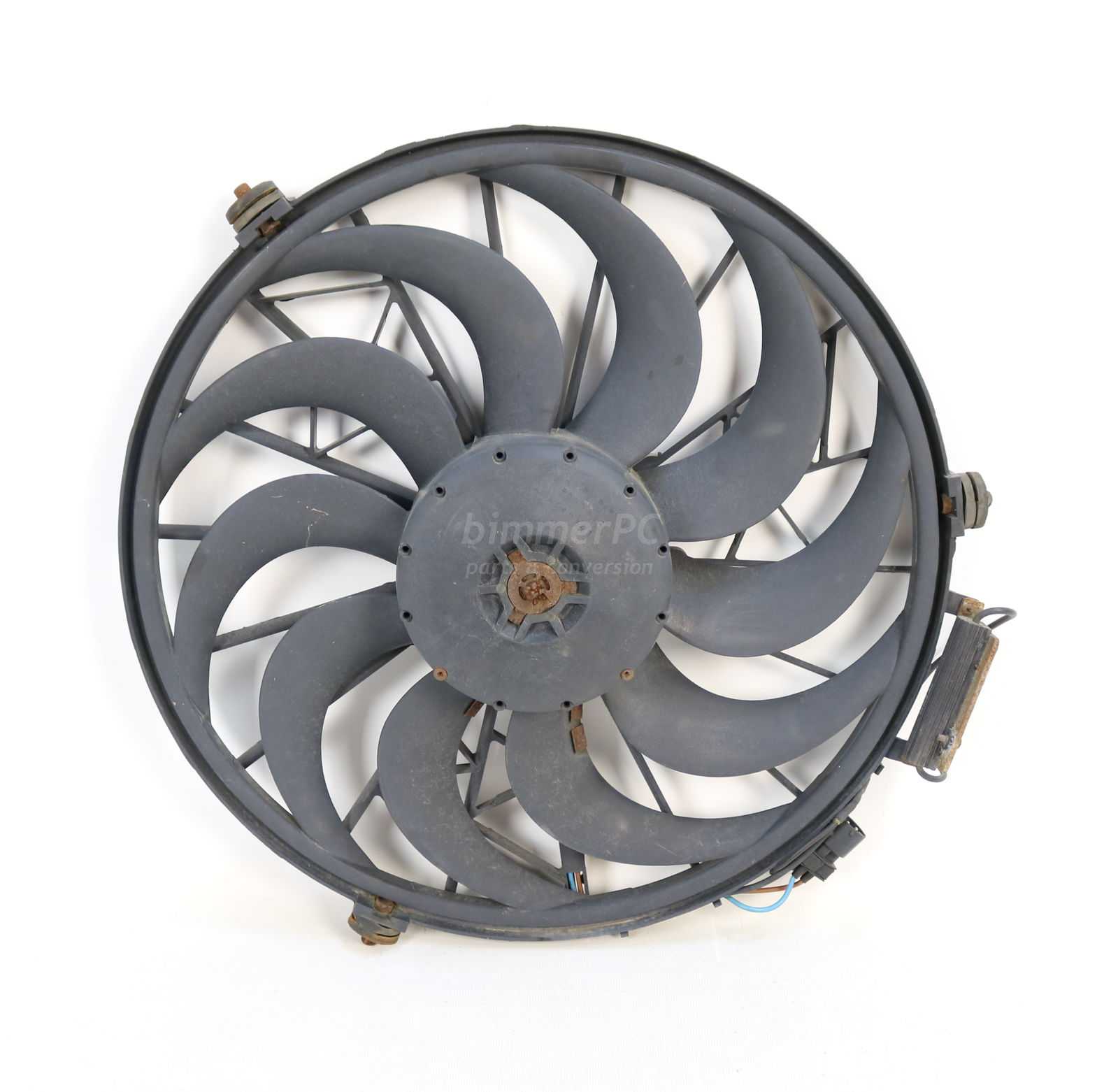 Picture of BMW 64541392913 AC Auxiliary Electric Cooling Pusher Fan E31 E34 E32 E36 for sale