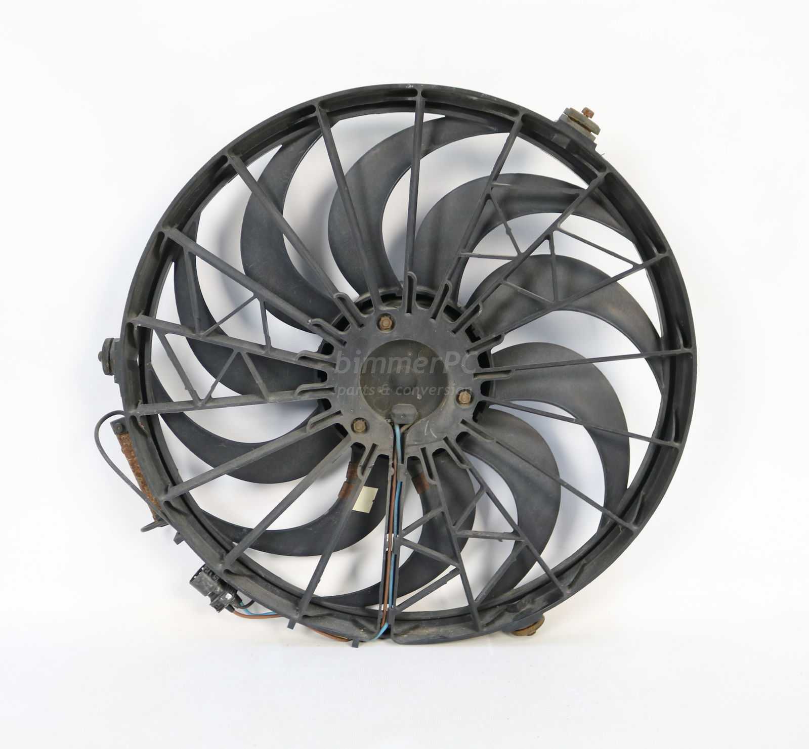 Picture of BMW 64541392913 AC Auxiliary Electric Cooling Pusher Fan E31 E34 E32 E36 for sale