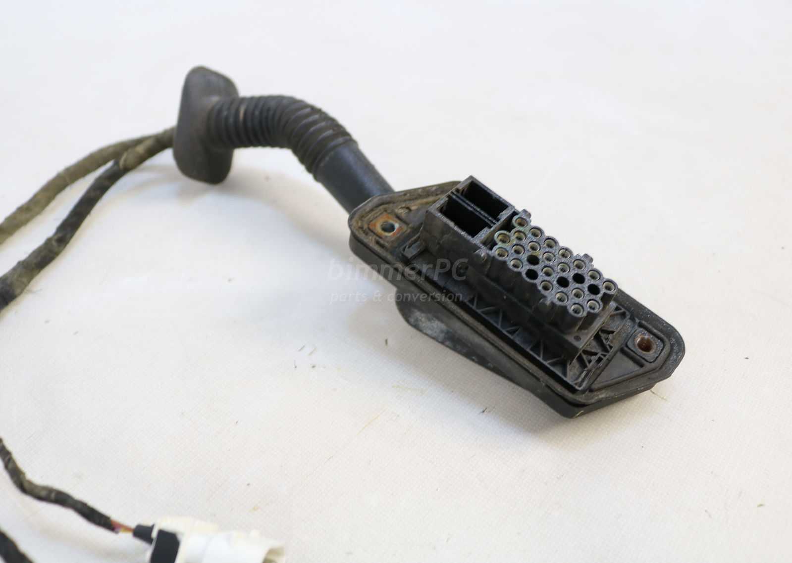 Picture of BMW 61128351956 Right Front Passengers Door Wiring Harness E34 1991 for sale