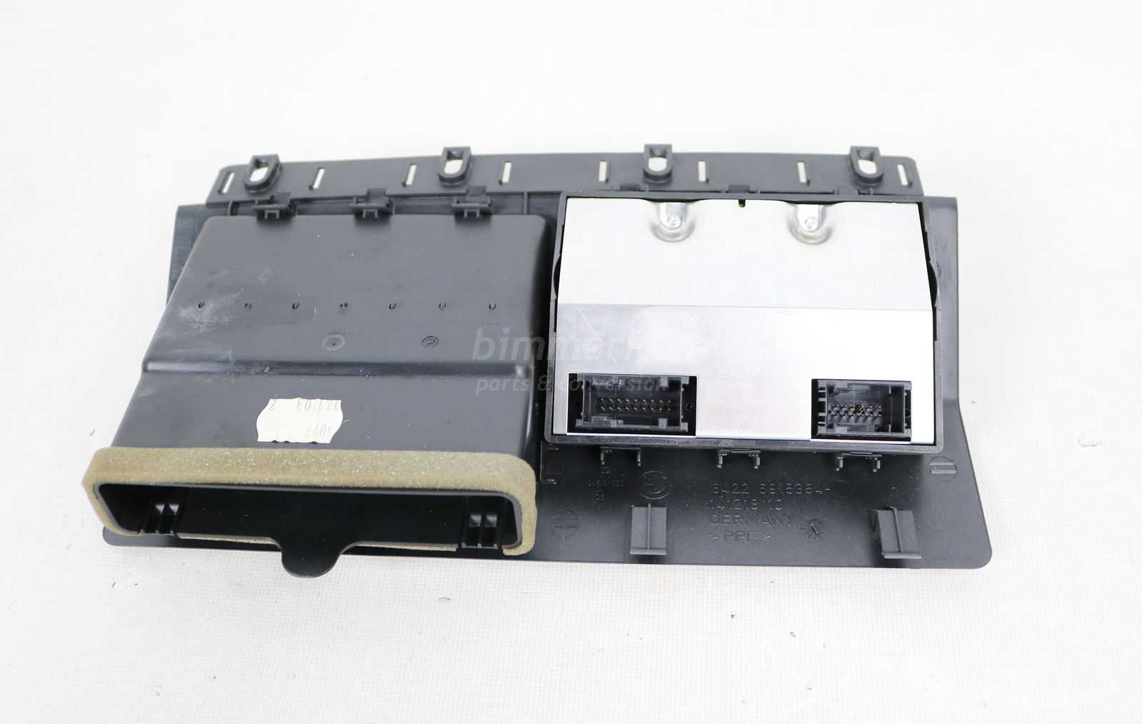 Picture of BMW 64116940764 Right Rear Passengers Upper Ceiling Fresh Air Vent Control Gray Panel E66 Early for sale