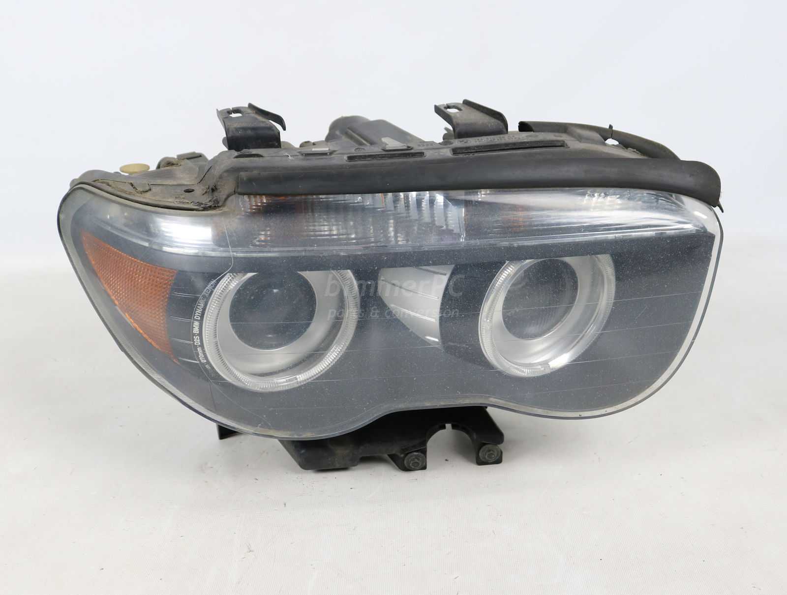 Picture of BMW 63127164722 Right Passengers Xenon Facelift Headlight HID w AHL E65 E66 Early for sale