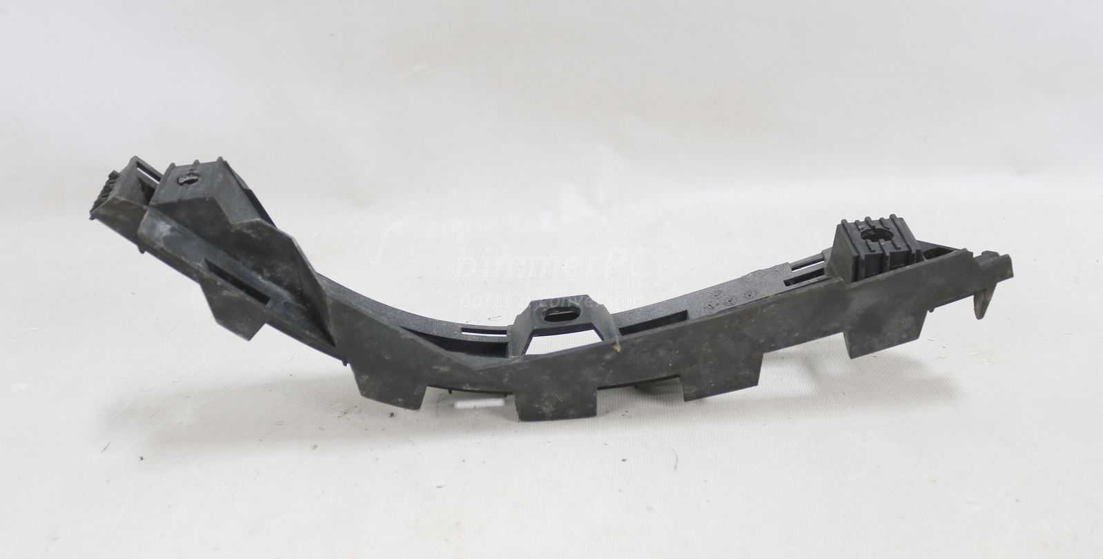 Picture of BMW 51127012290 Rear Right Passengers Bumper Lower Tail Light Finisher Trim Strip Mounting Bracket E65 E66 Early for sale