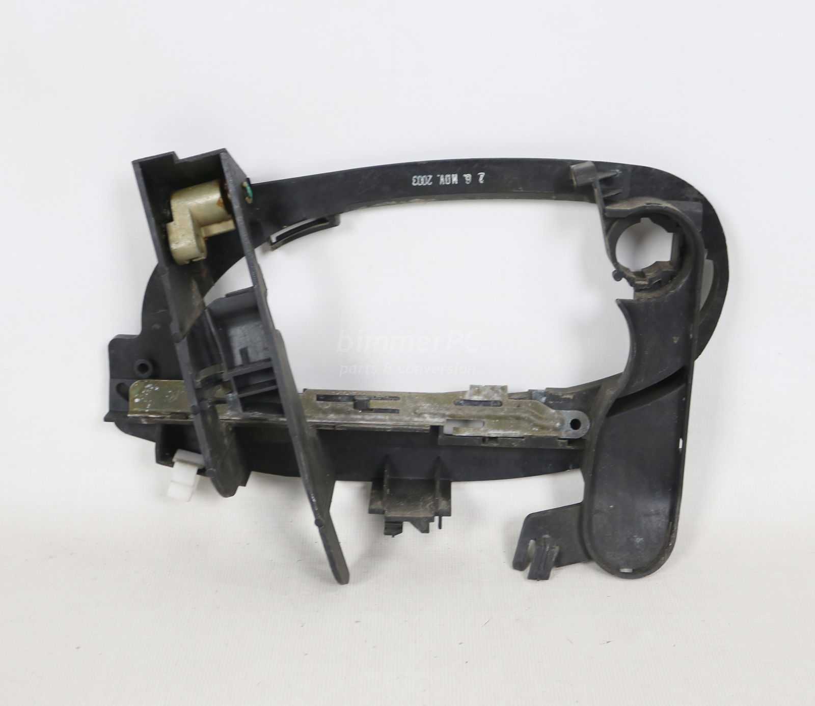 Picture of BMW 51217191574 Passengers Right Front Door Handle Carrier Lock Frame E65 E66 for sale