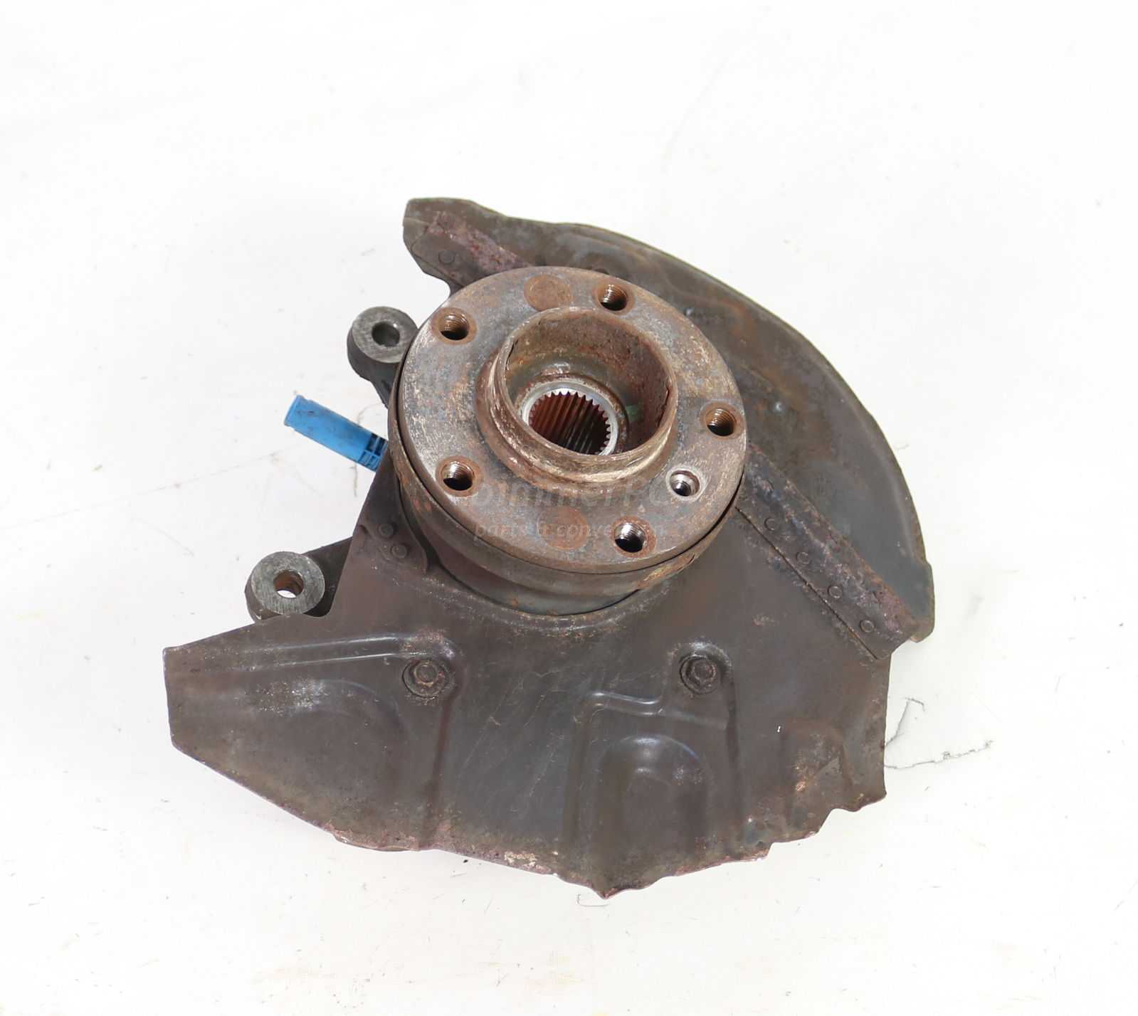 Picture of BMW 31216761576 Front Right Passengers Wheel Hub Bearing Carrier Steering Knuckle Kingpin E53 X5 for sale