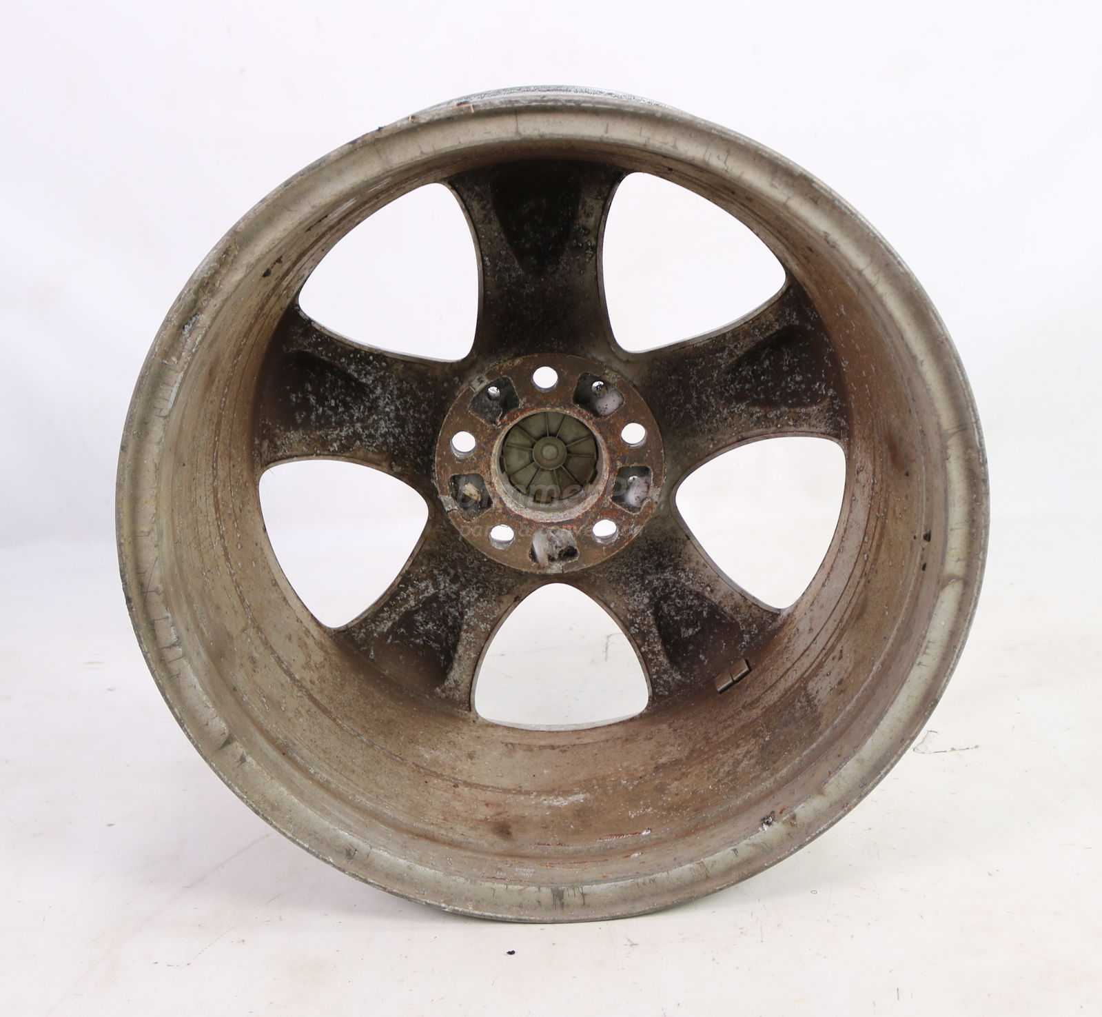 Picture of BMW 36111096160 Style 58 18 Inch Alloy Rim Wheel E53 X5 for sale