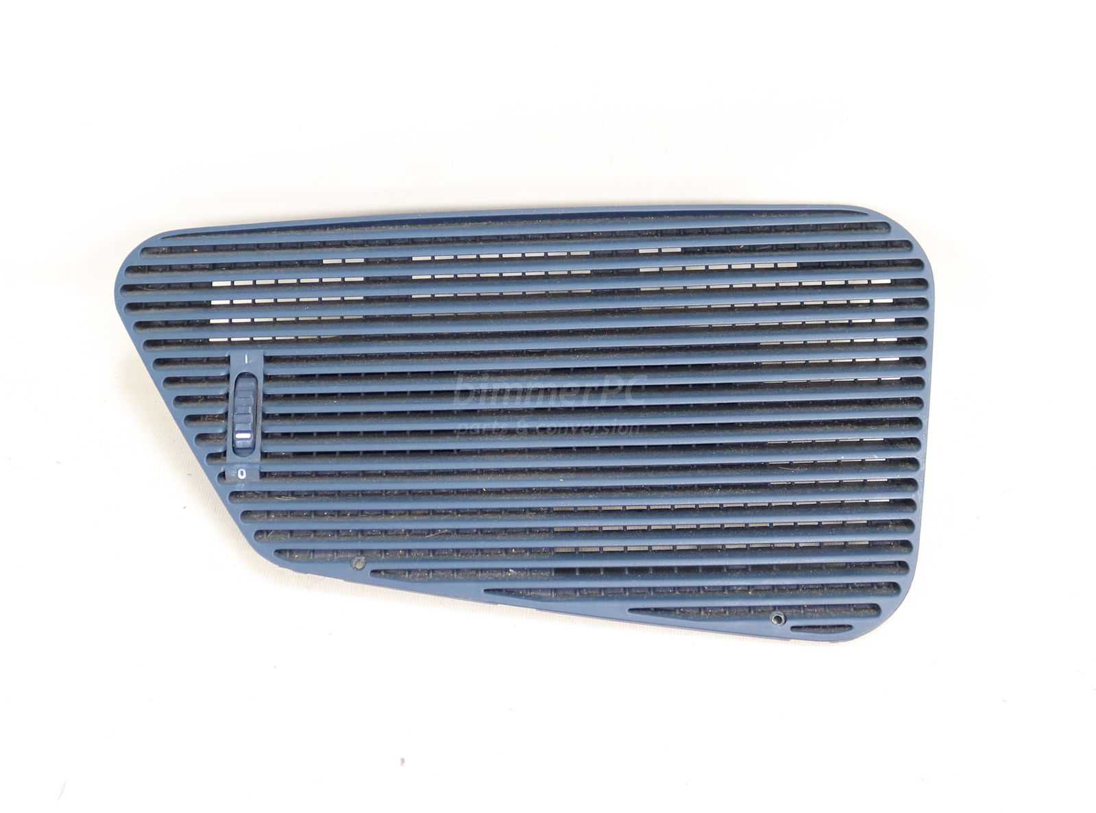Picture of BMW 64228138559 Top Center Dashboard Air Vent Ultramarine Blue E34 for sale