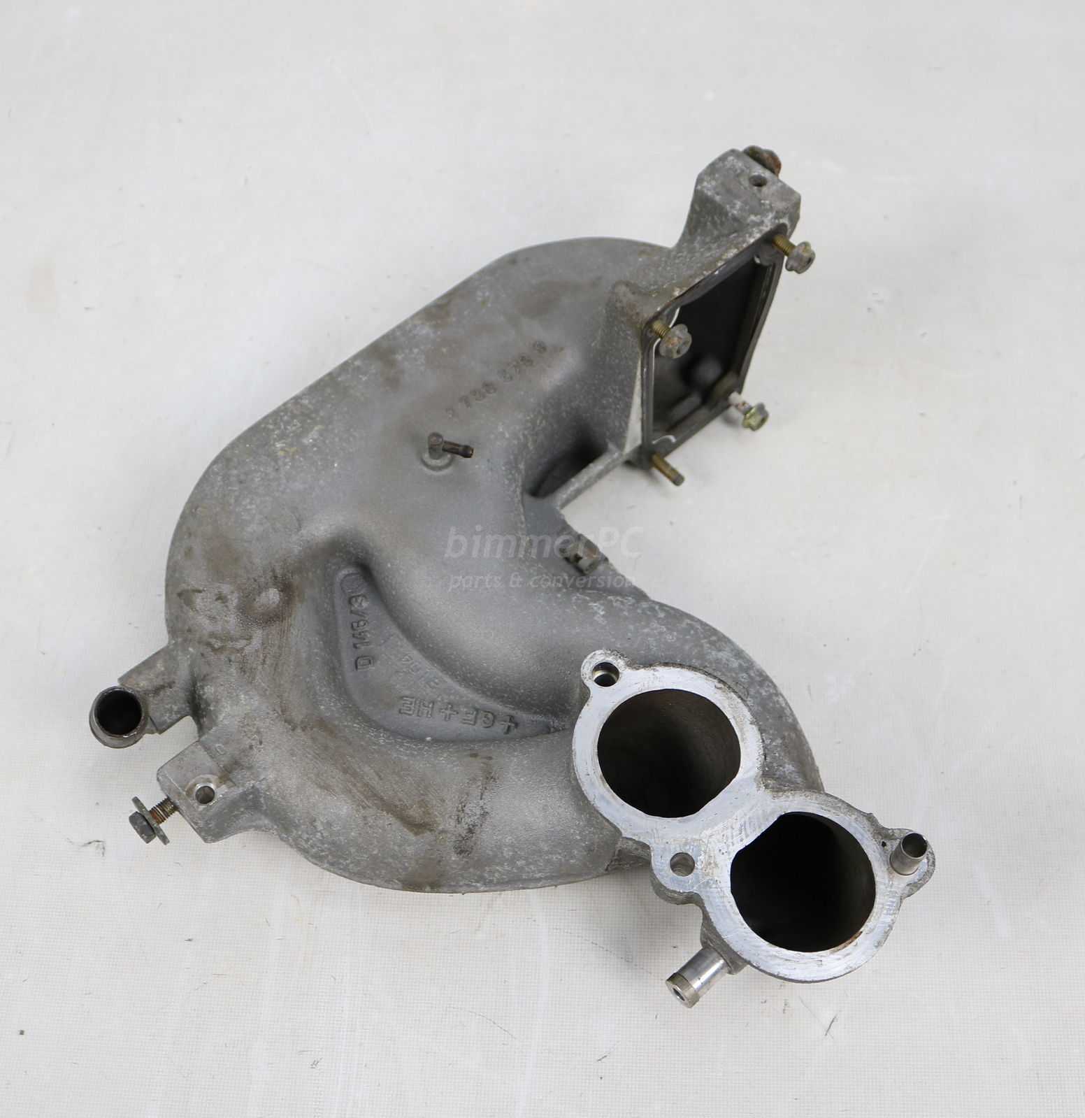 Picture of BMW 11611743139 Engine Upper Intake Manifold Plenum Top Half M42 E36 Late for sale