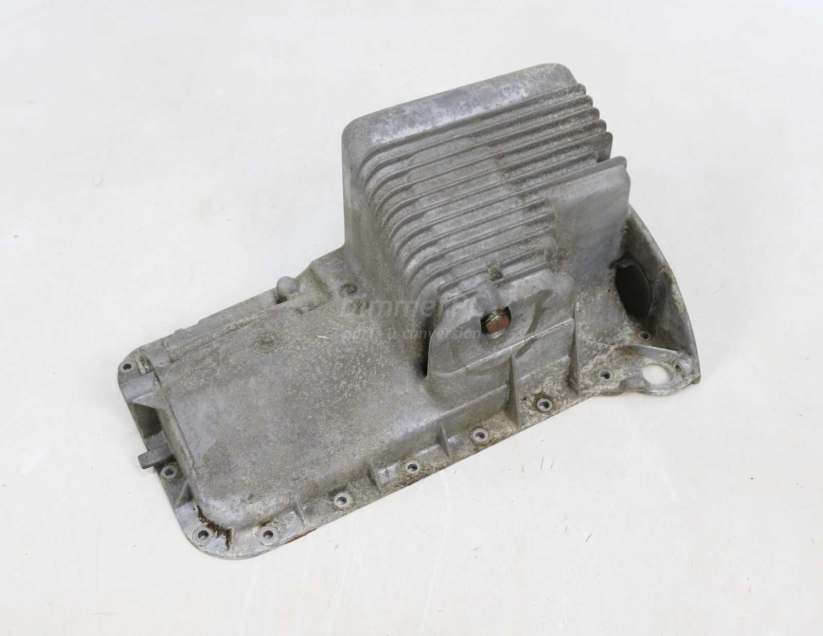 Picture of BMW 11131727412 Engine Oil Pan M42 E36 for sale