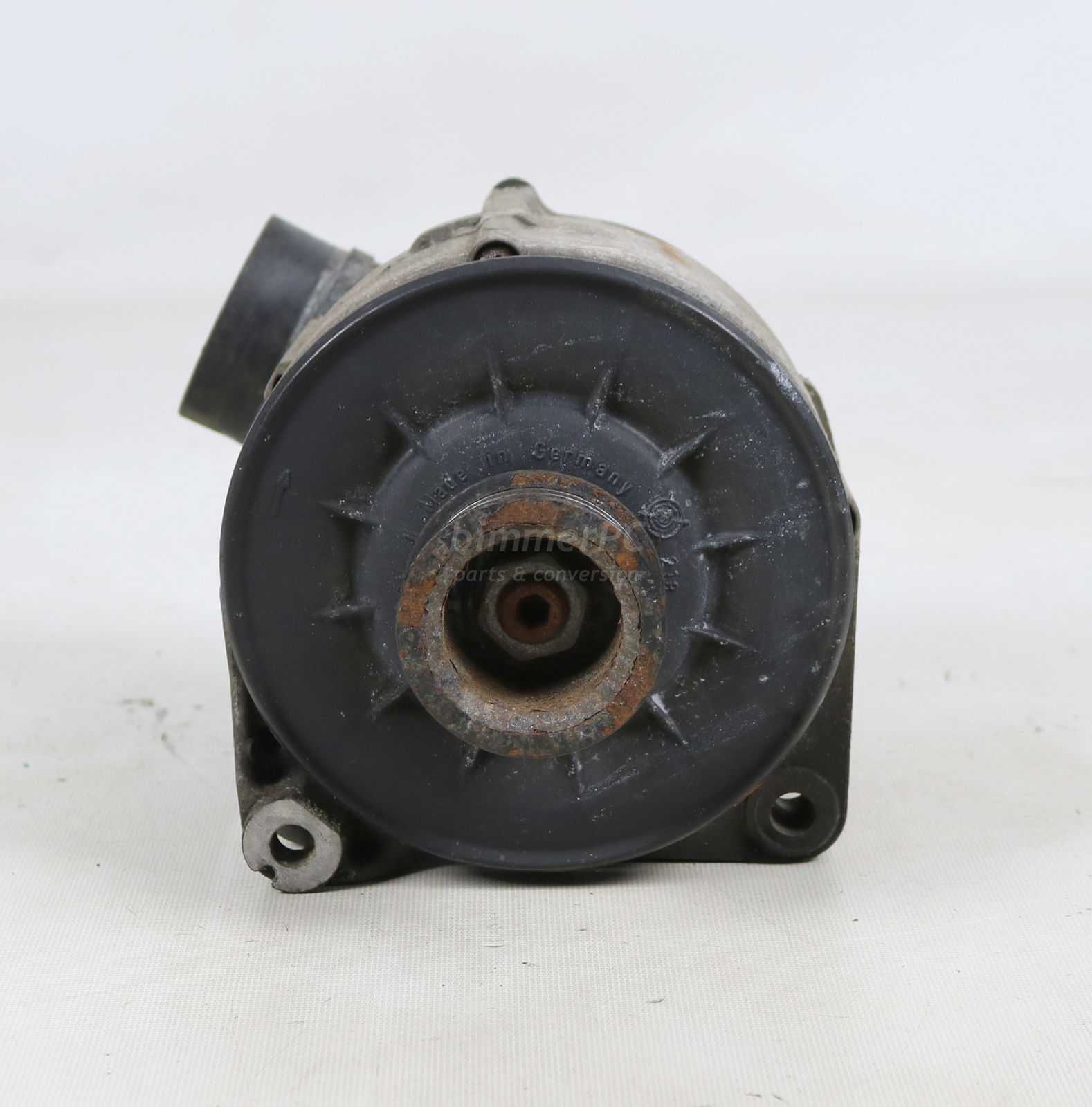 Picture of BMW 12311735397 Bosch 140 Amp Engine Alternator E34 E36 M50 S50 for sale