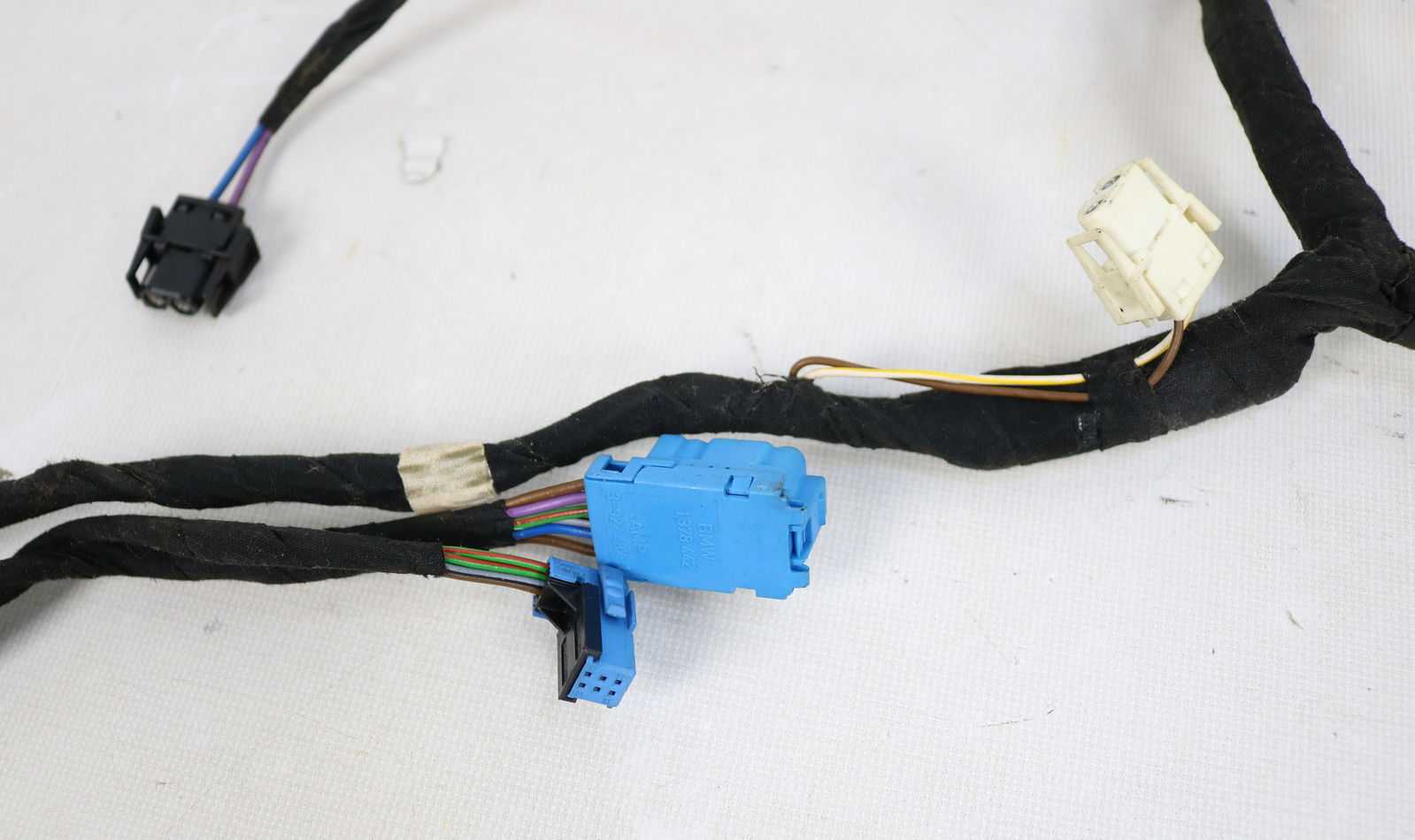 Picture of BMW 61128350204 Right Front Passengers Seat Wiring Harness E32 E34 for sale