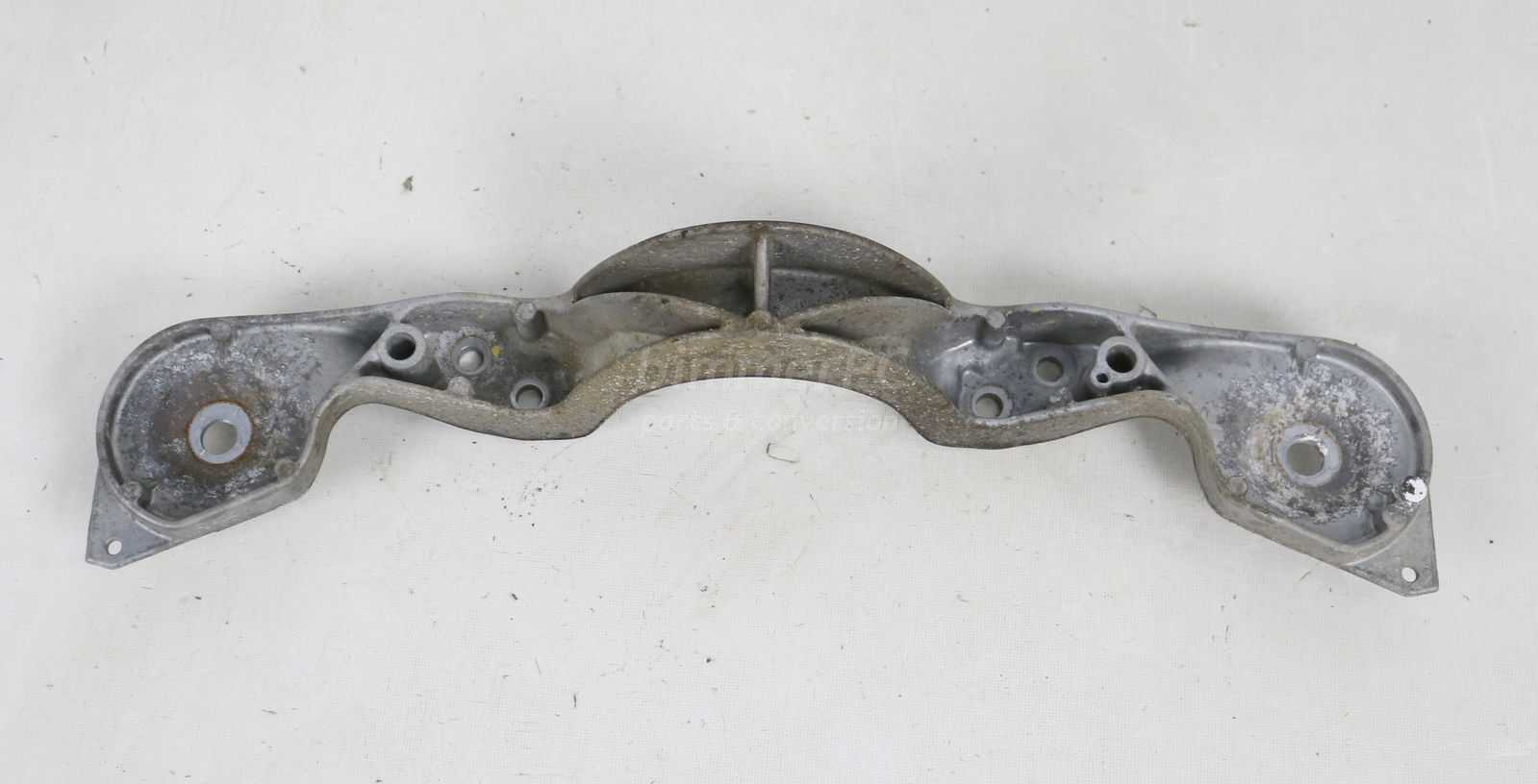 Picture of BMW 33321094421 Rear Subframe Support Bracket Differential Brace Carrier E46 for sale