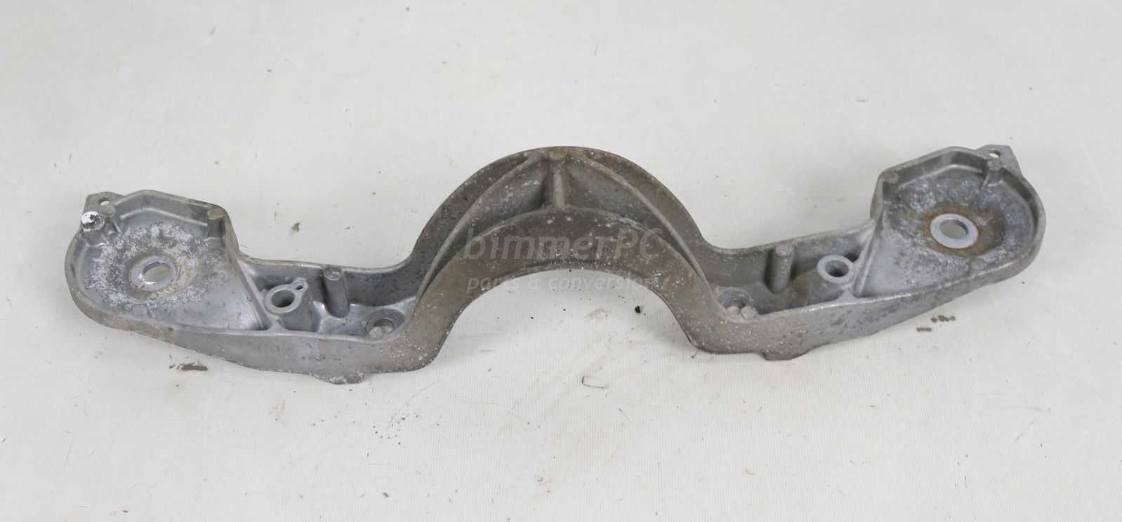 Picture of BMW 33321094421 Rear Subframe Support Bracket Differential Brace Carrier E46 for sale