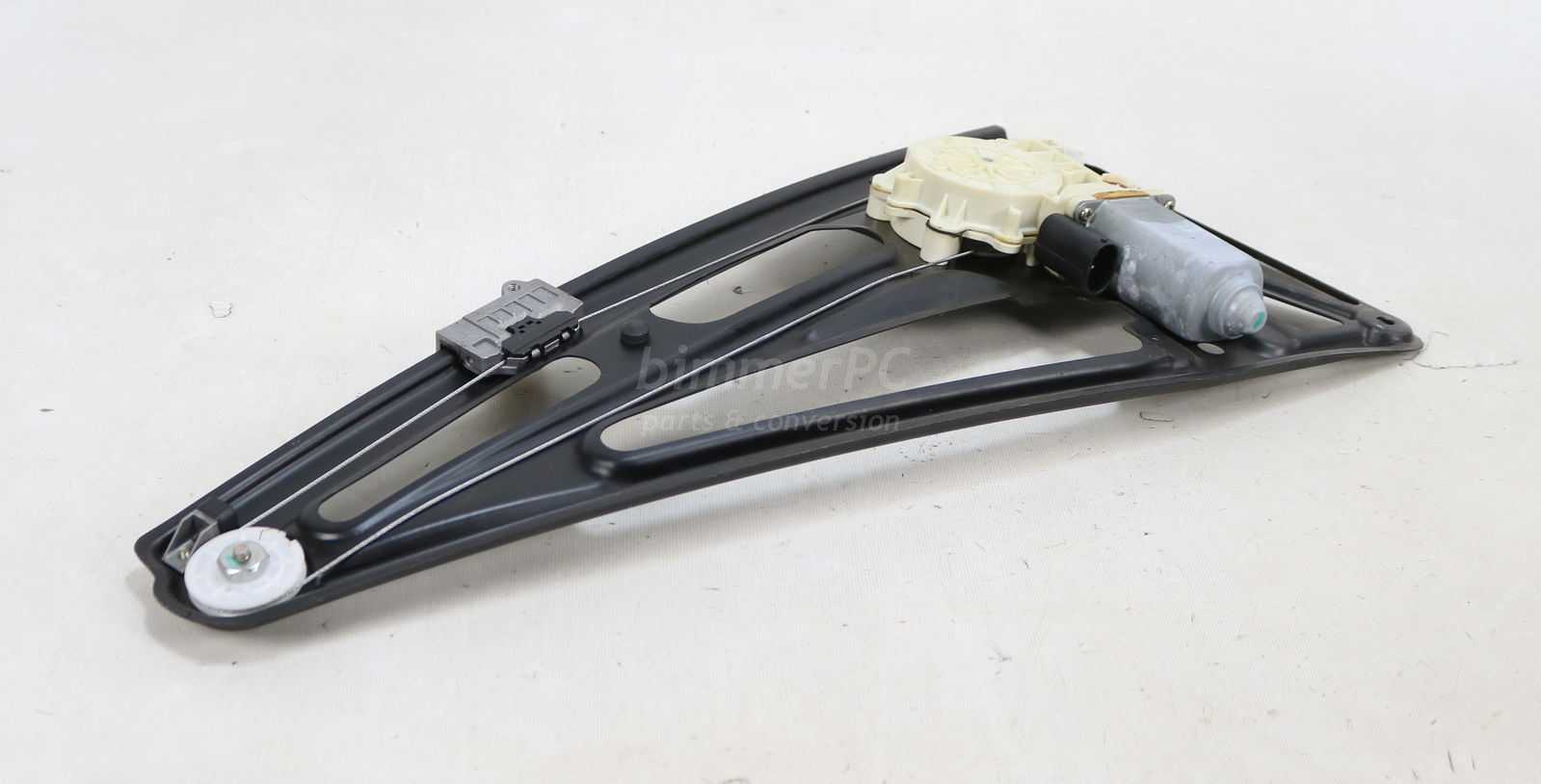 Picture of BMW 51358125204 Right Rear Passengers Window Regulator Motor E38 for sale