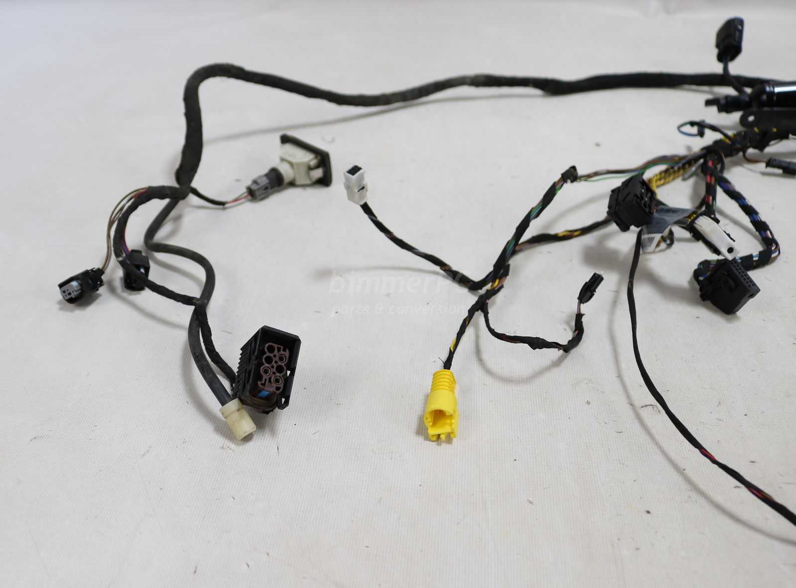 Picture of BMW 61128382131 Left Front Drivers Door Wiring Harness DSP HiFi Facelift E38 Late for sale