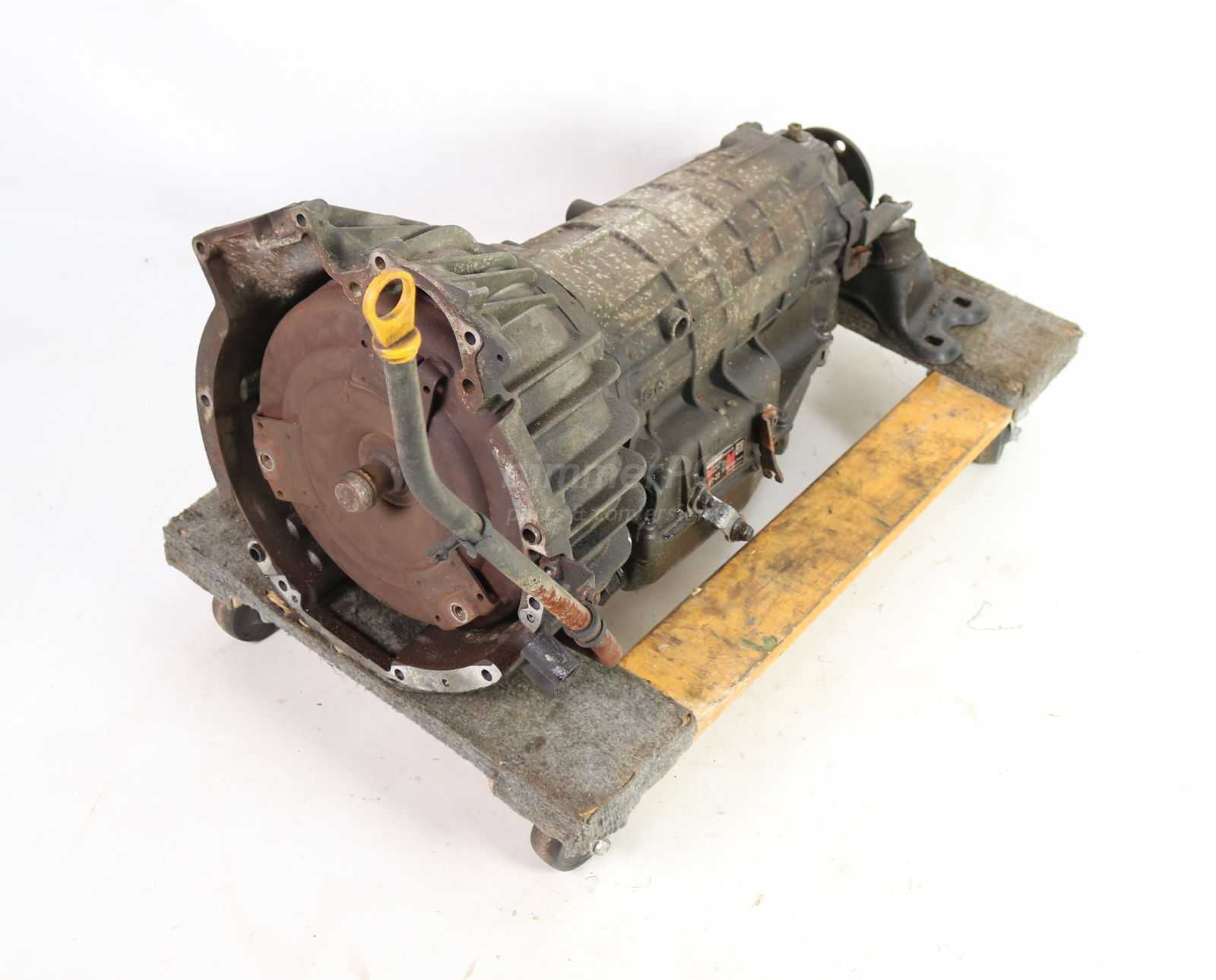 Picture of BMW 24001469773 Automatic Transmission 4 Speed ZF 4hp-22 ET Code M30 6-Cylinder E32 Early for sale