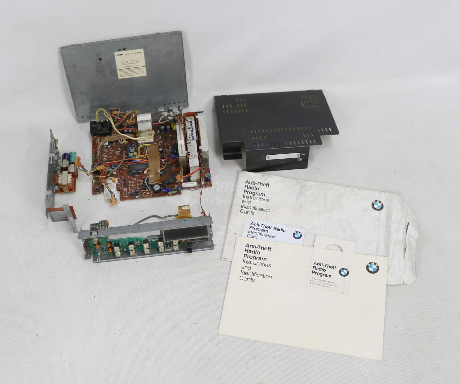 Picture of BMW  Factory Alpine CM5905 Radio Head Unit E30 E28 E32 Parts for sale