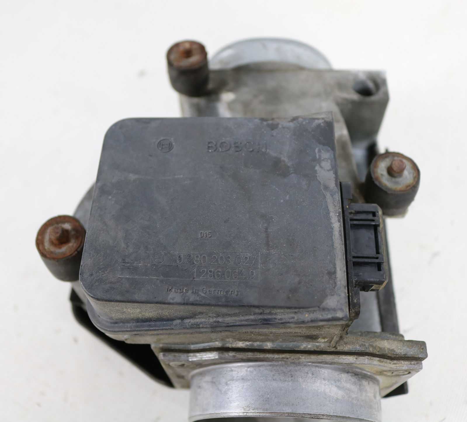 Picture of BMW 13627547981 Mass Air Flow Meter AFM MAF M30 E32 E34 E24 E28 Late for sale